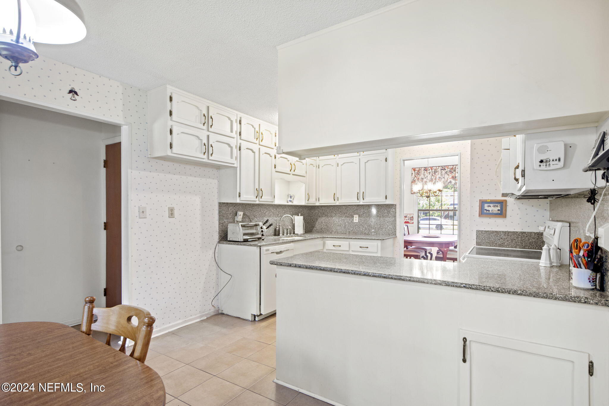 732 WINFRED Place