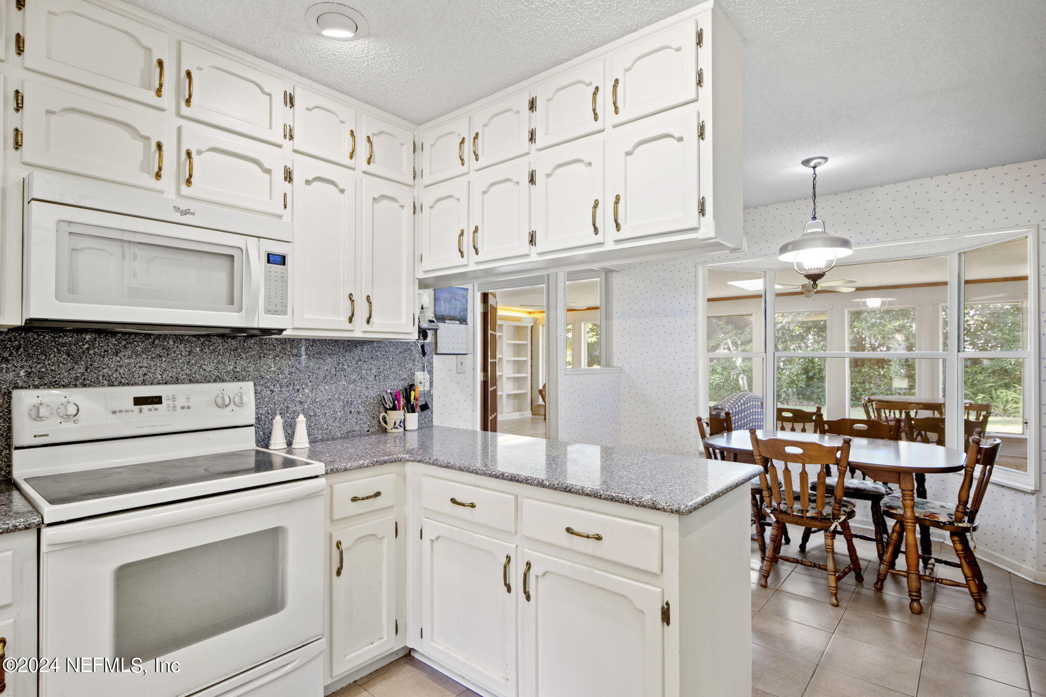 732 WINFRED Place