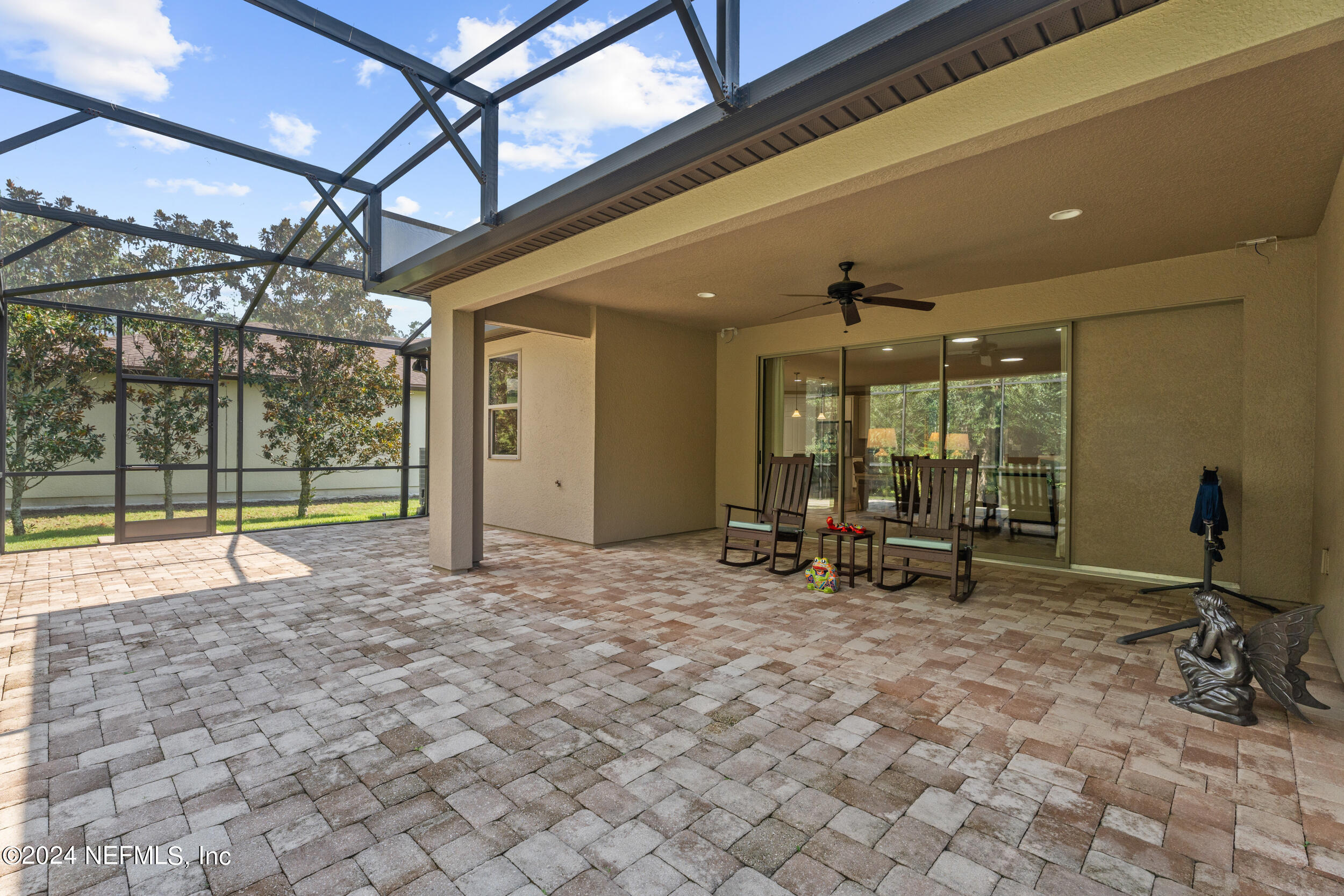 121 WOODGROVE Court