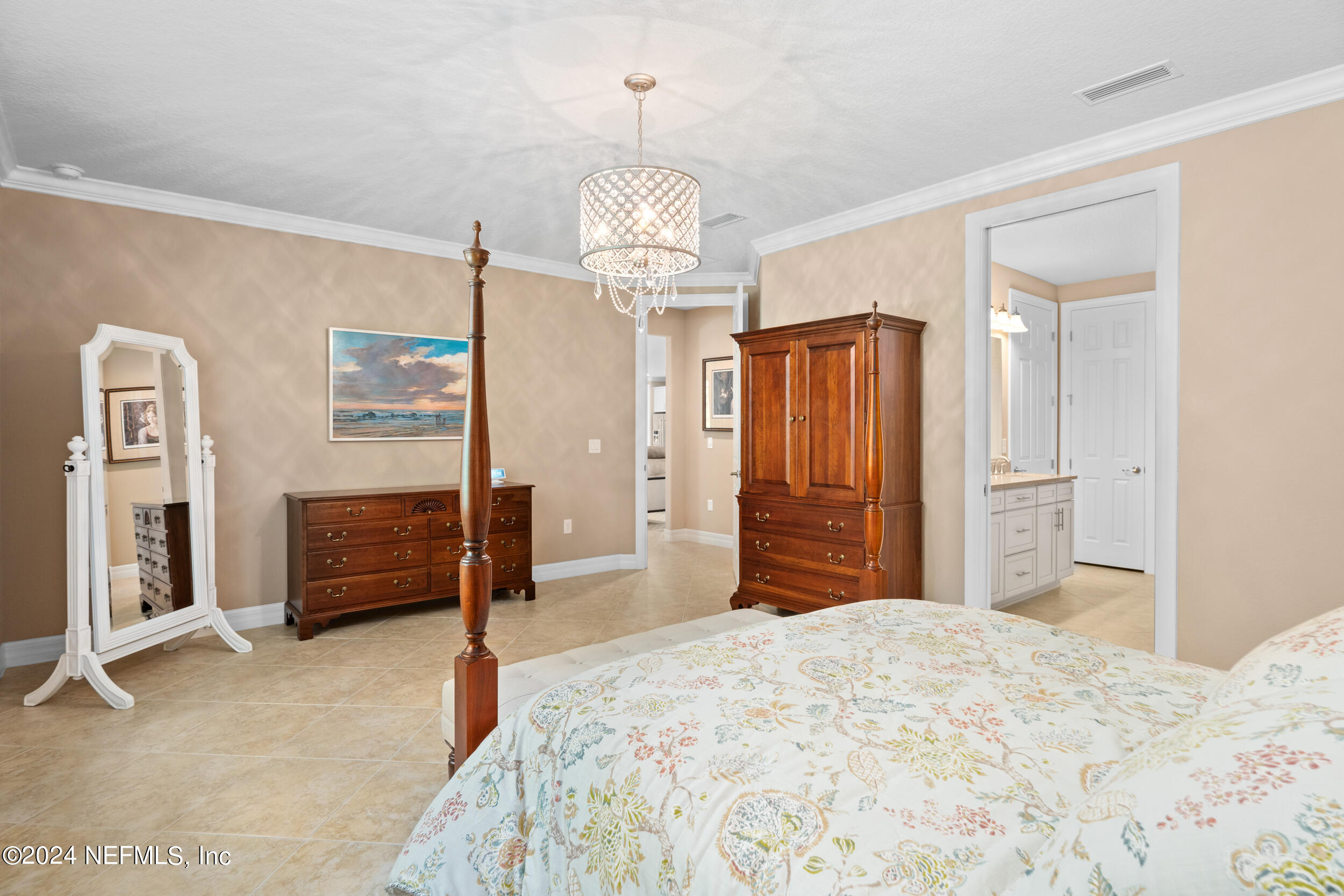 121 WOODGROVE Court