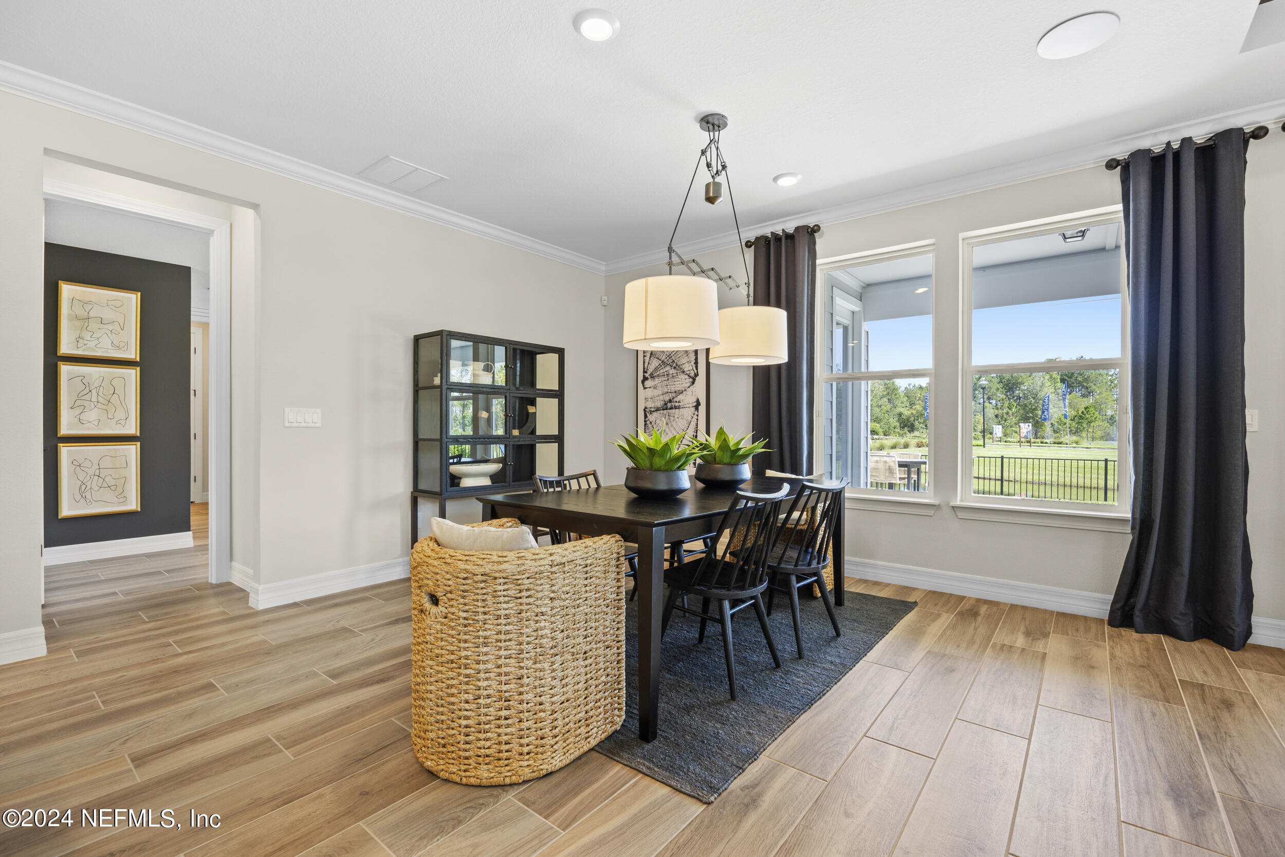 10880 KENTWORTH Way