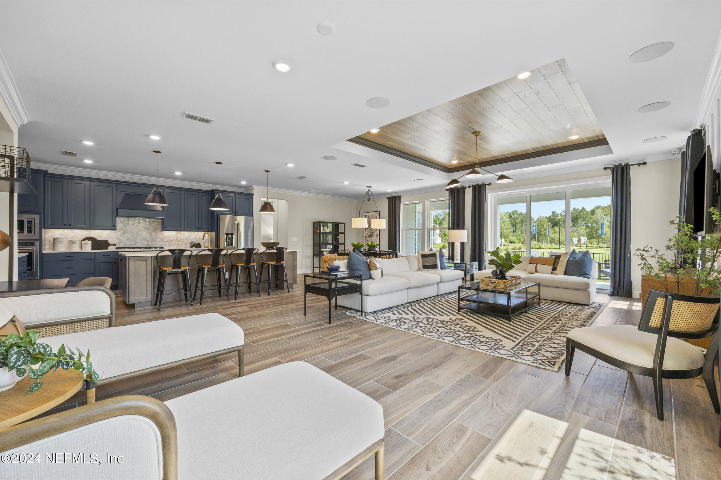 10880 KENTWORTH Way