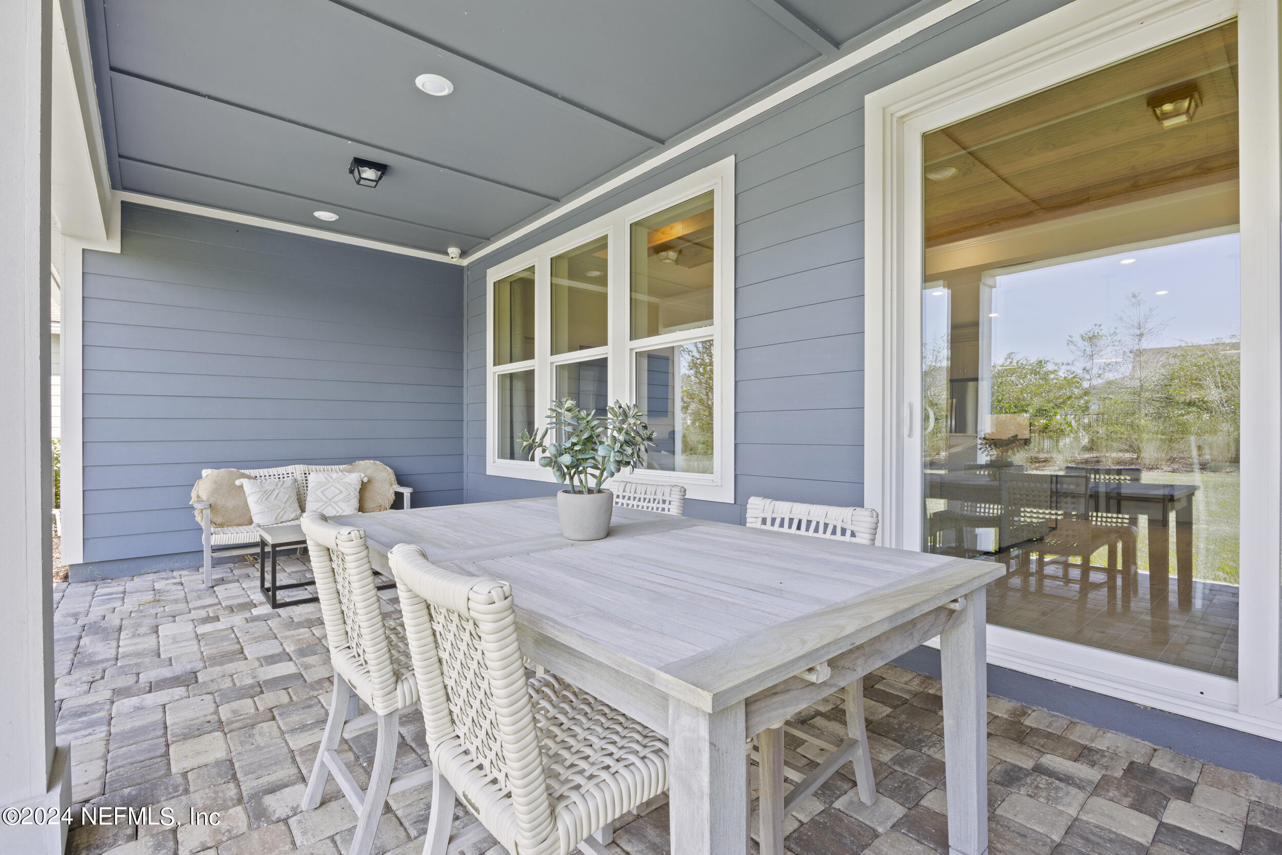 10940 TOWN VIEW Drive