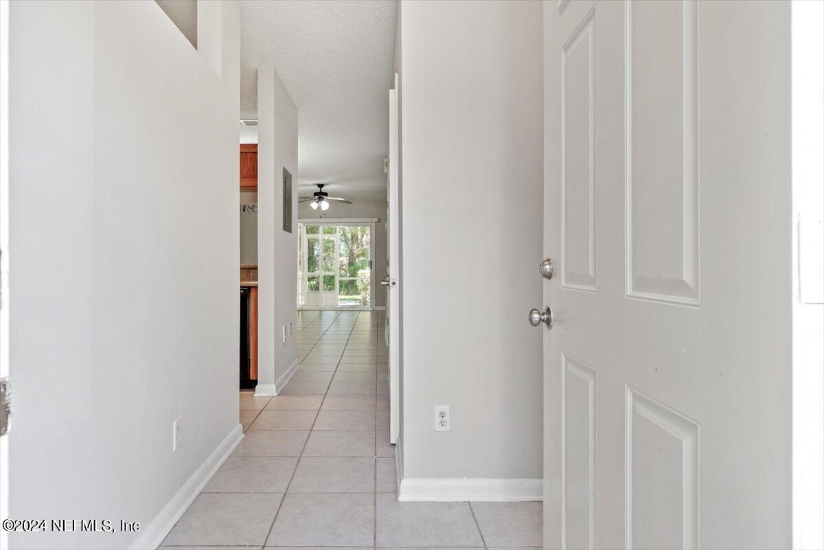 12311 KENSINGTON LAKES Drive, 906