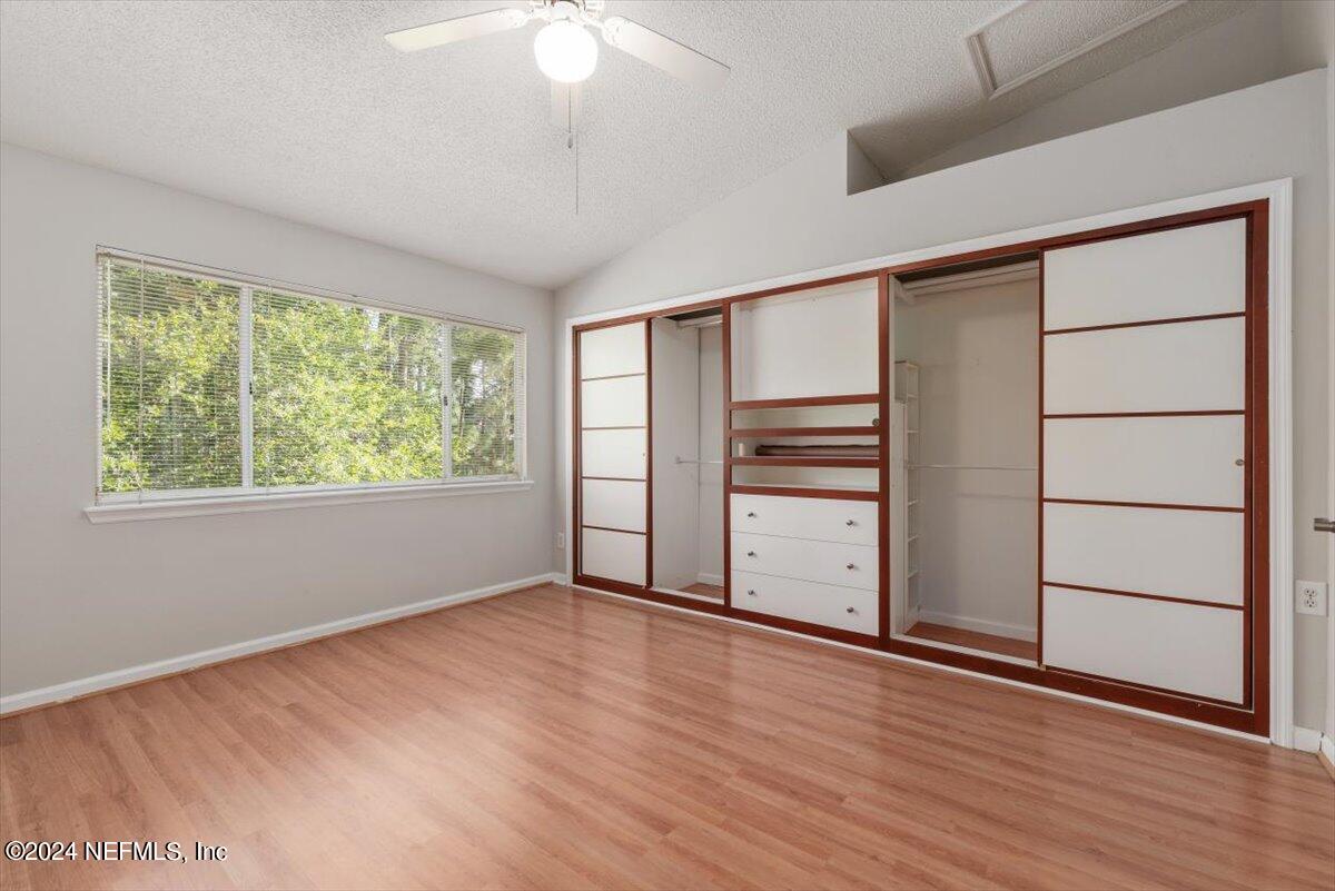 12311 KENSINGTON LAKES Drive, 906