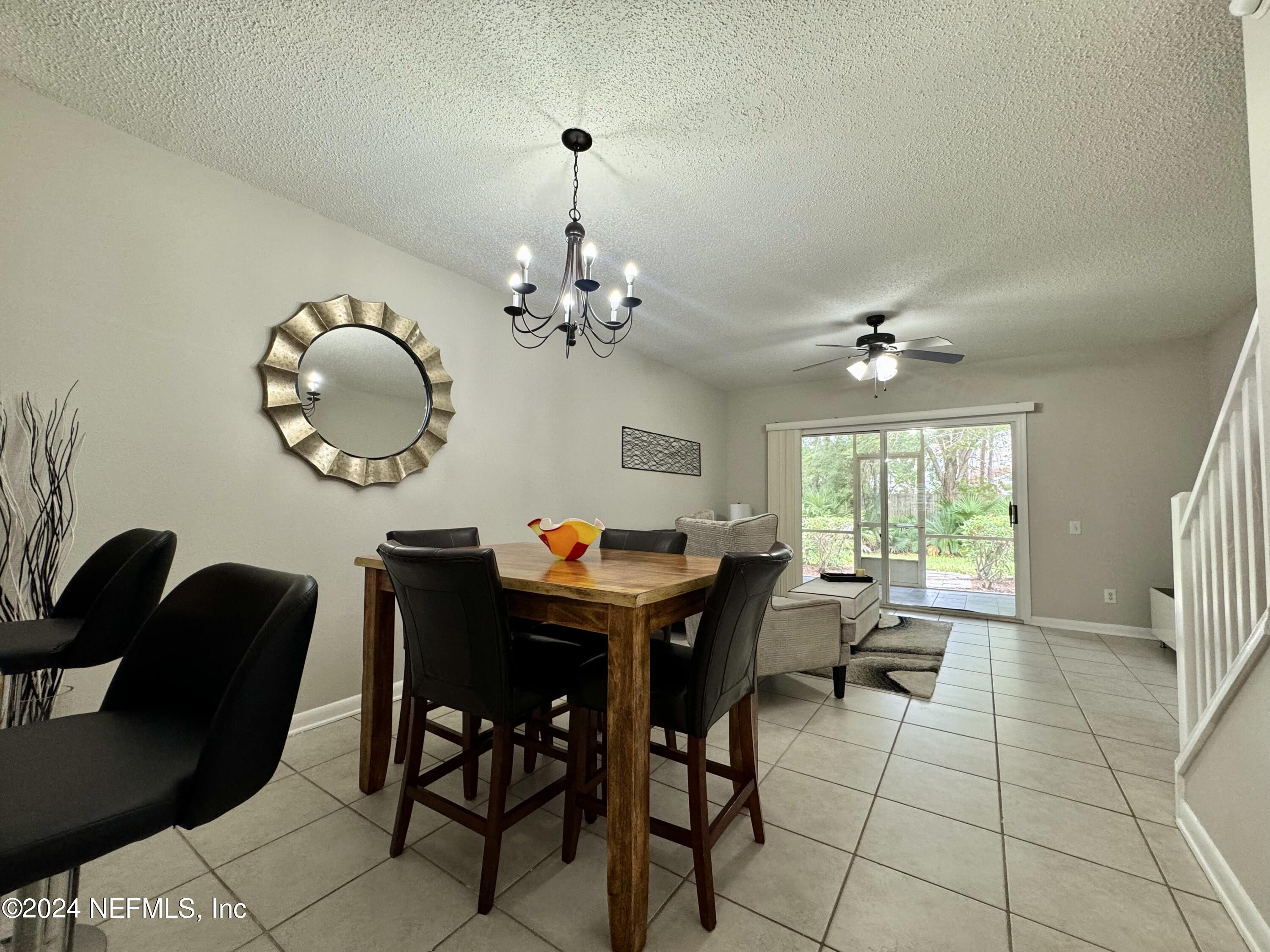 12311 KENSINGTON LAKES Drive, 906