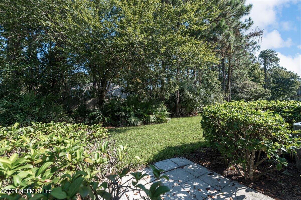 12311 KENSINGTON LAKES Drive, 906