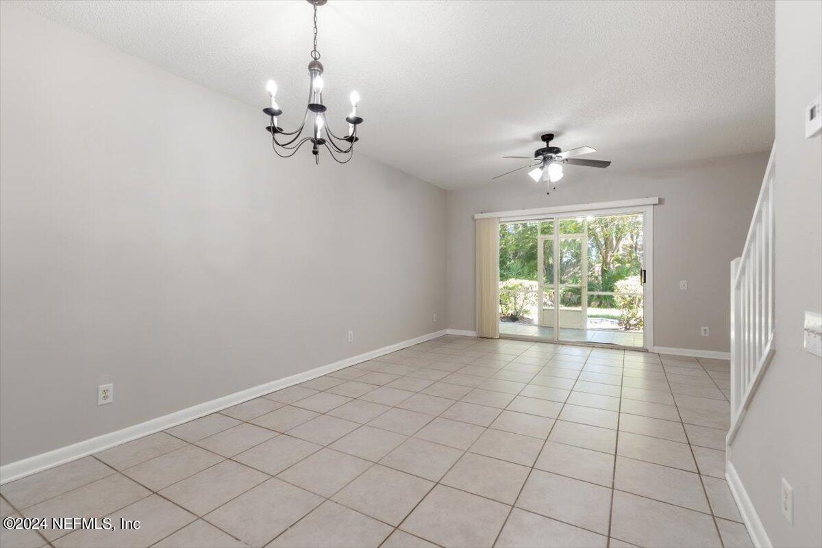 12311 KENSINGTON LAKES Drive, 906