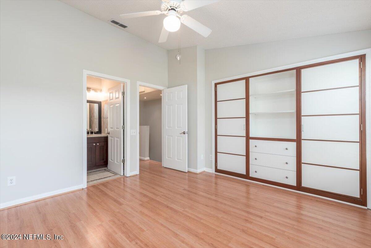 12311 KENSINGTON LAKES Drive, 906