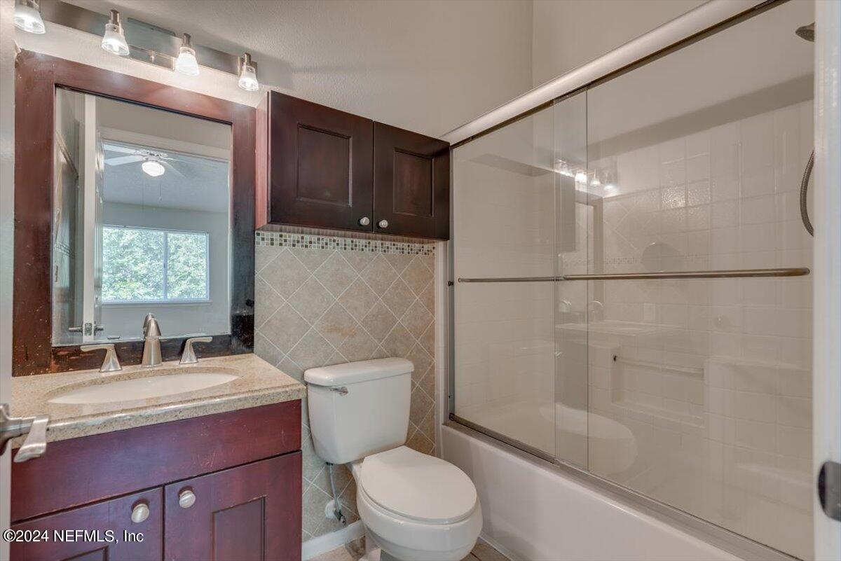 12311 KENSINGTON LAKES Drive, 906