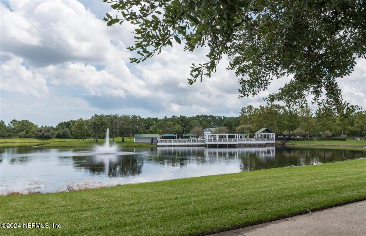 12311 KENSINGTON LAKES Drive, 906