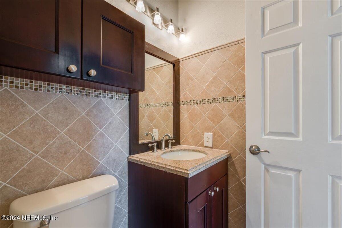 12311 KENSINGTON LAKES Drive, 906