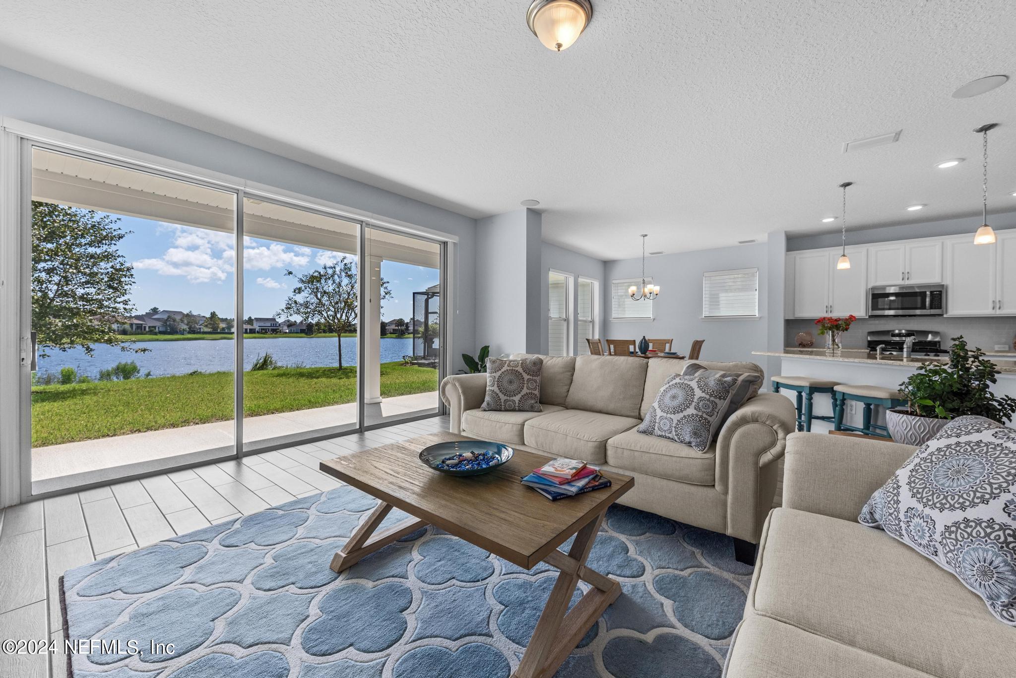 393 VISTA LAKE Circle