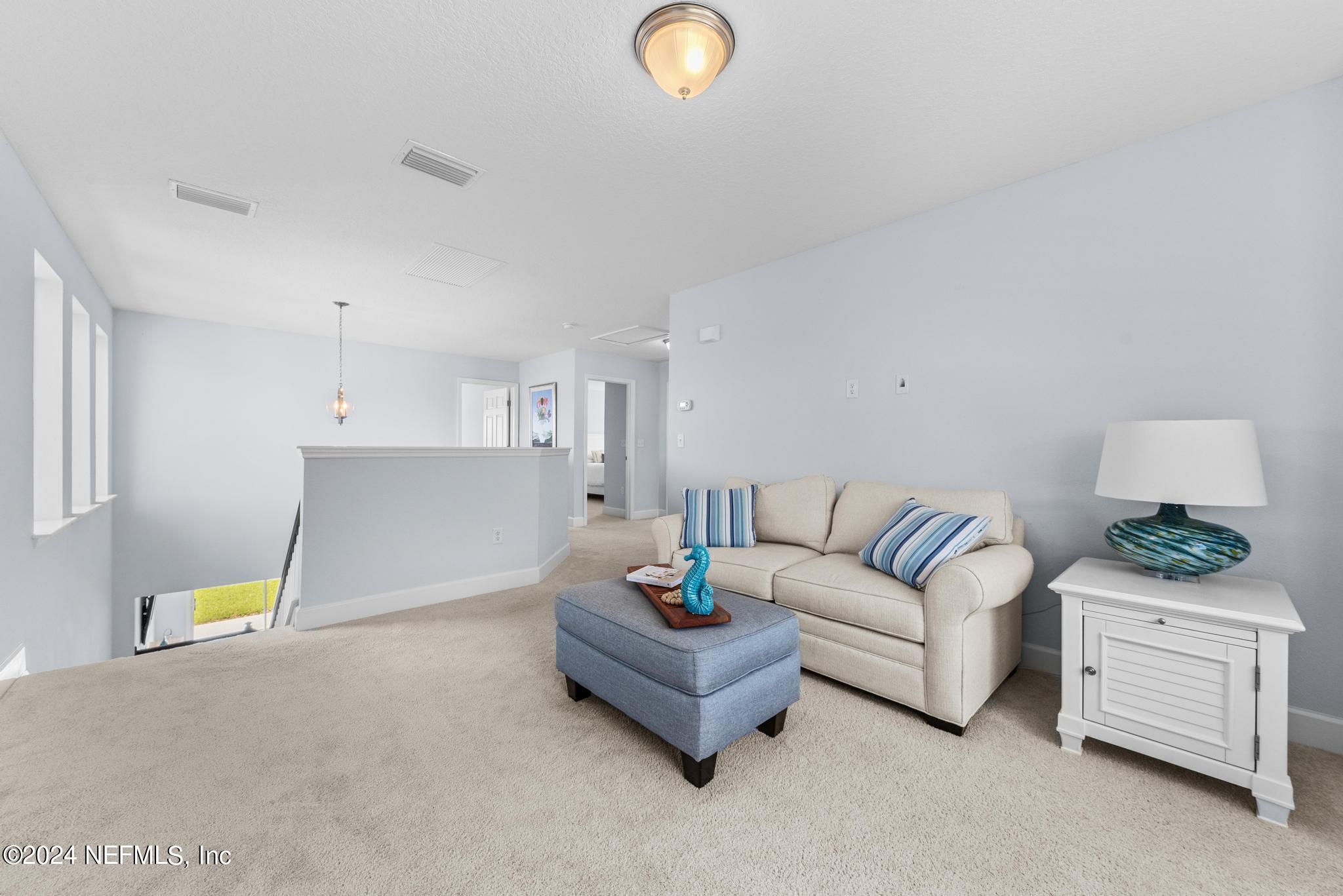 393 VISTA LAKE Circle