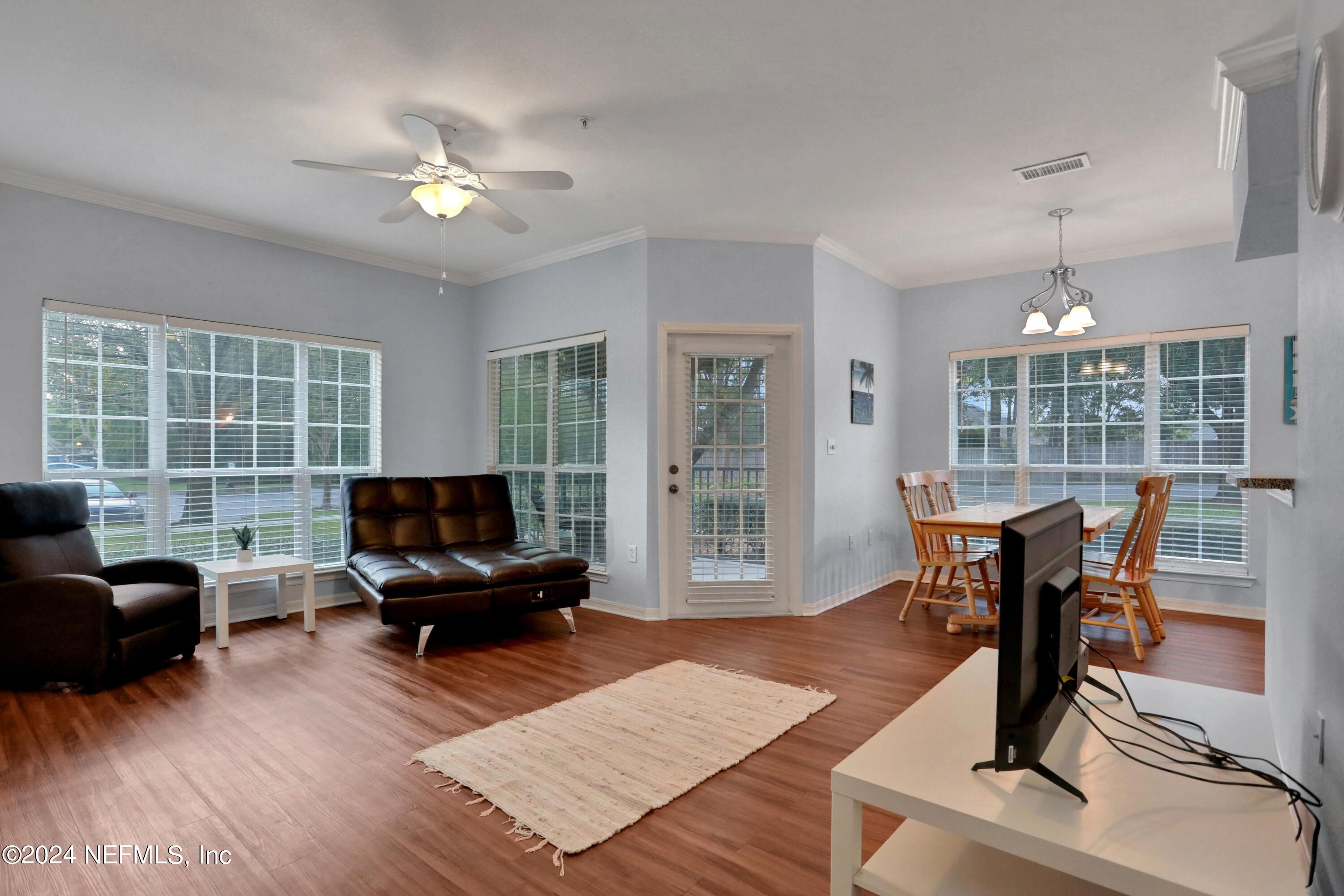 7800 POINT MEADOWS Drive, 1111