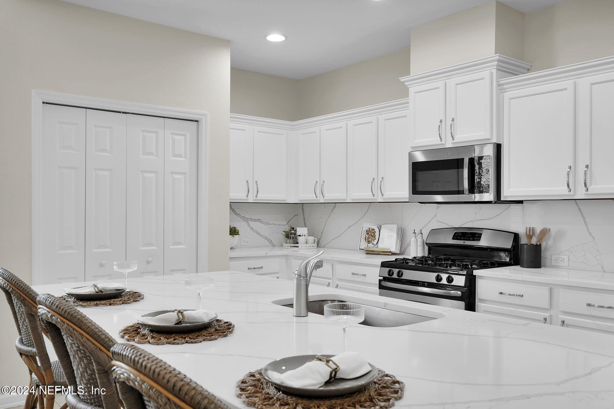 127 CAPTIVA Drive