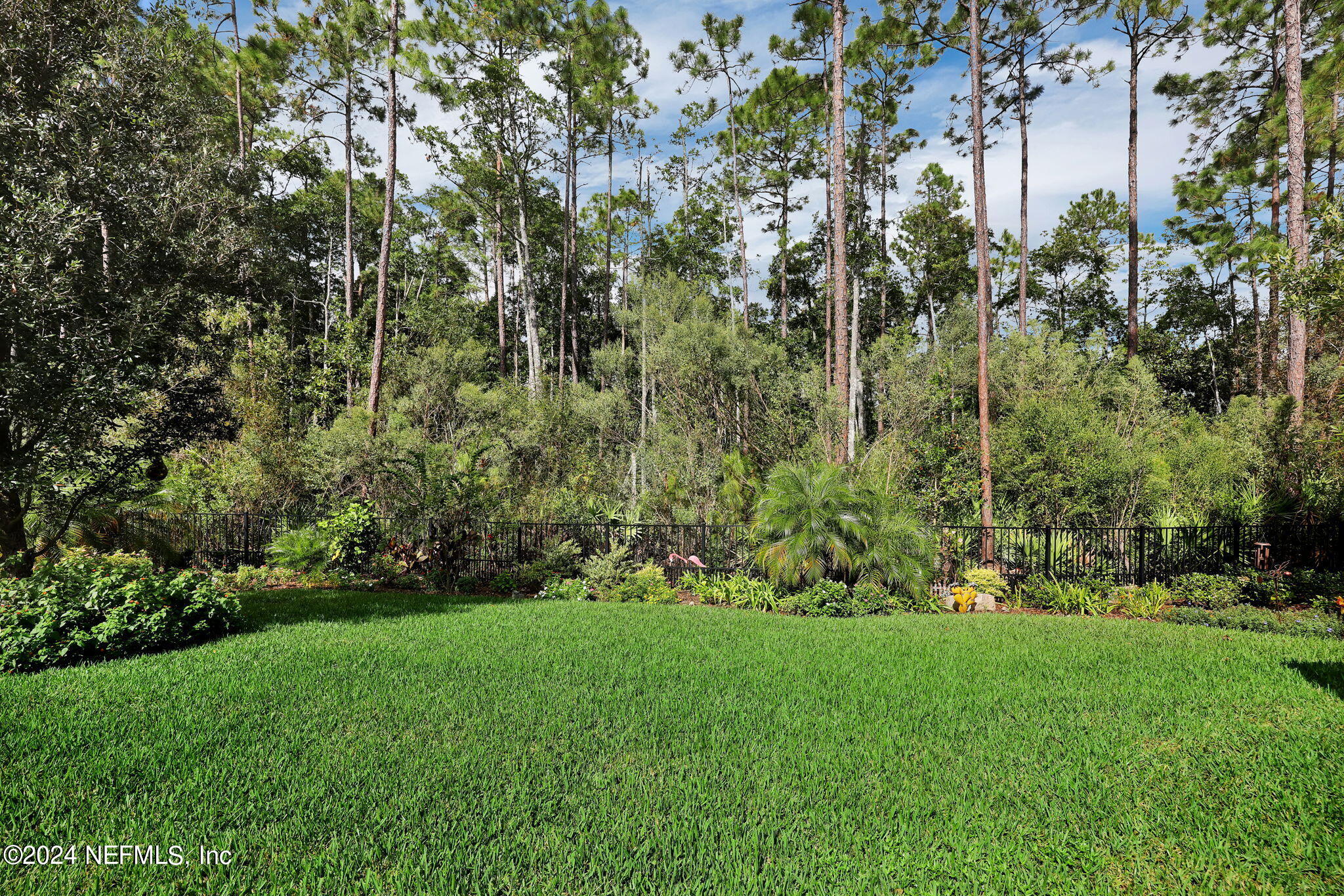94 FESTING GROVE Drive