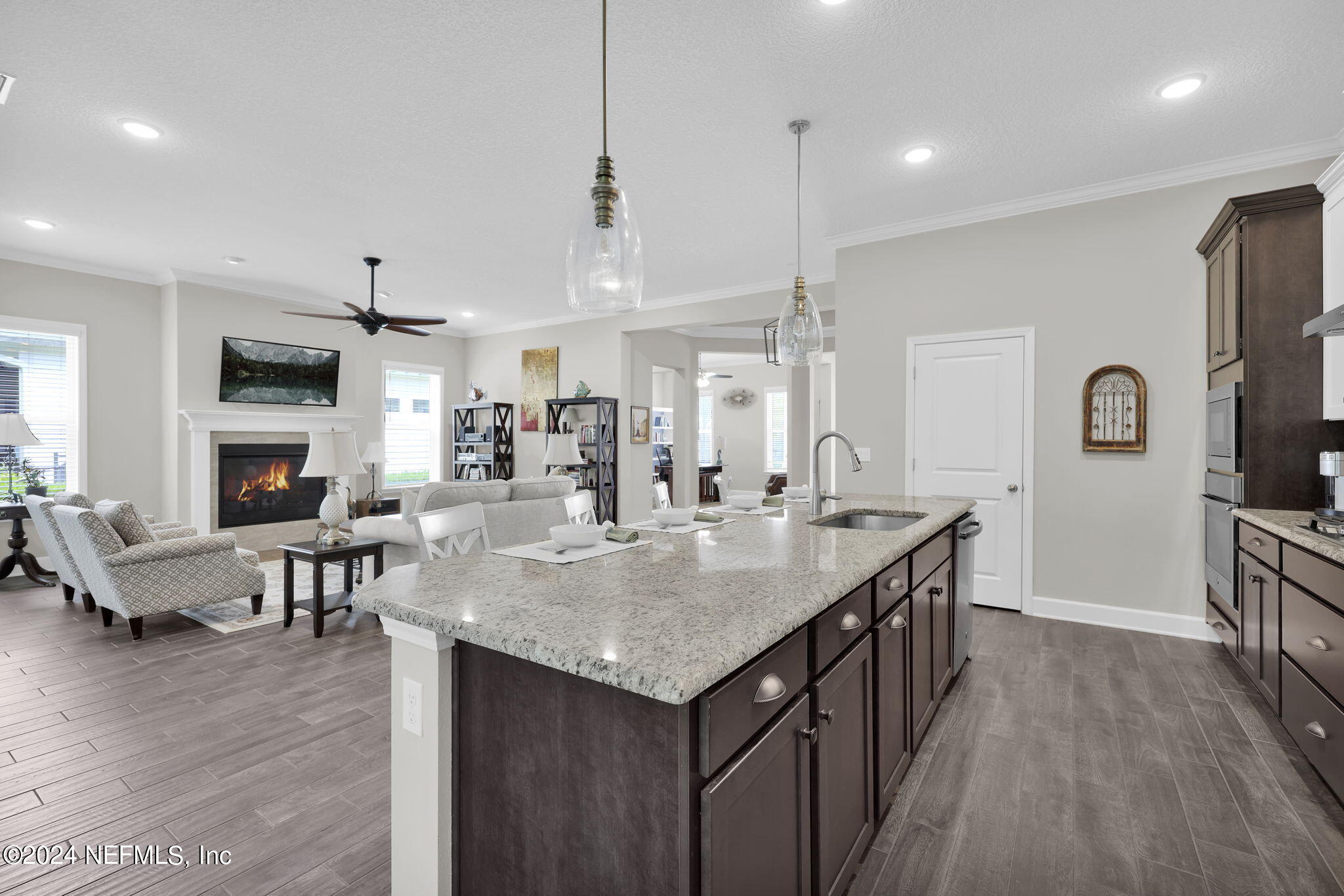 94 FESTING GROVE Drive