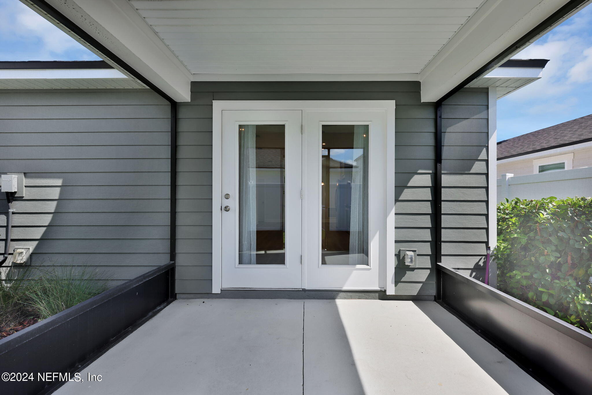 13148 HOLSINGER Boulevard