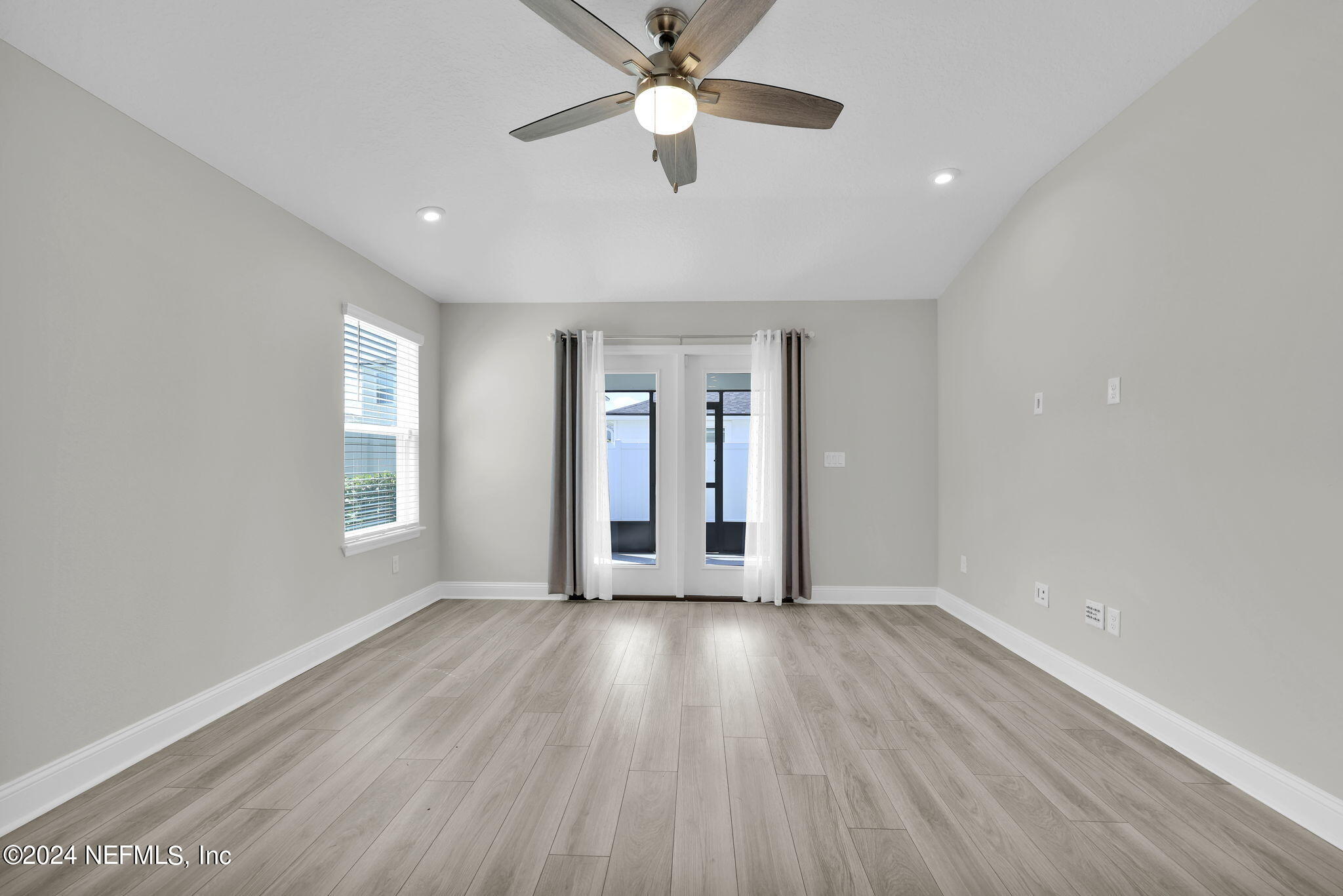 13148 HOLSINGER Boulevard