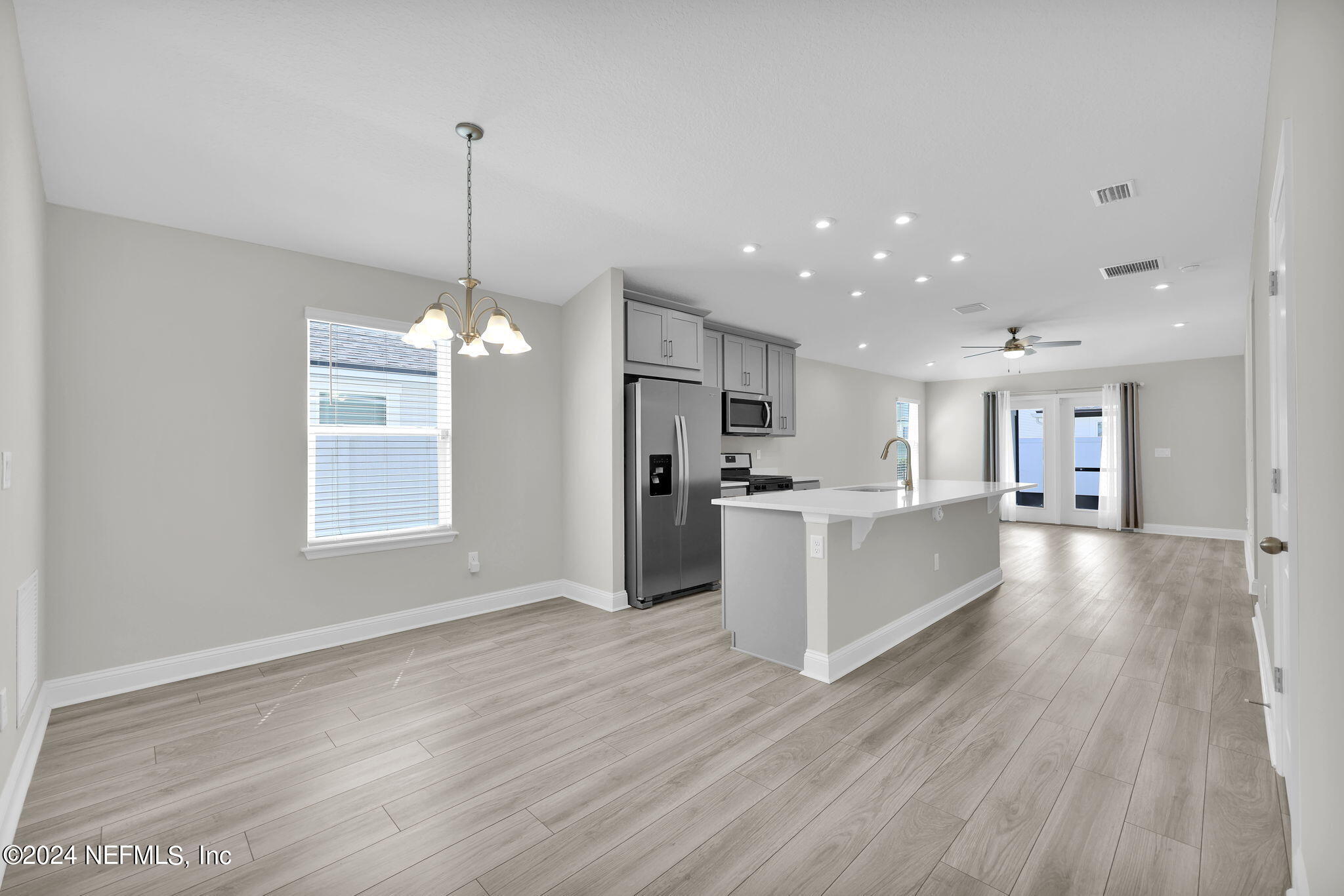 13148 HOLSINGER Boulevard