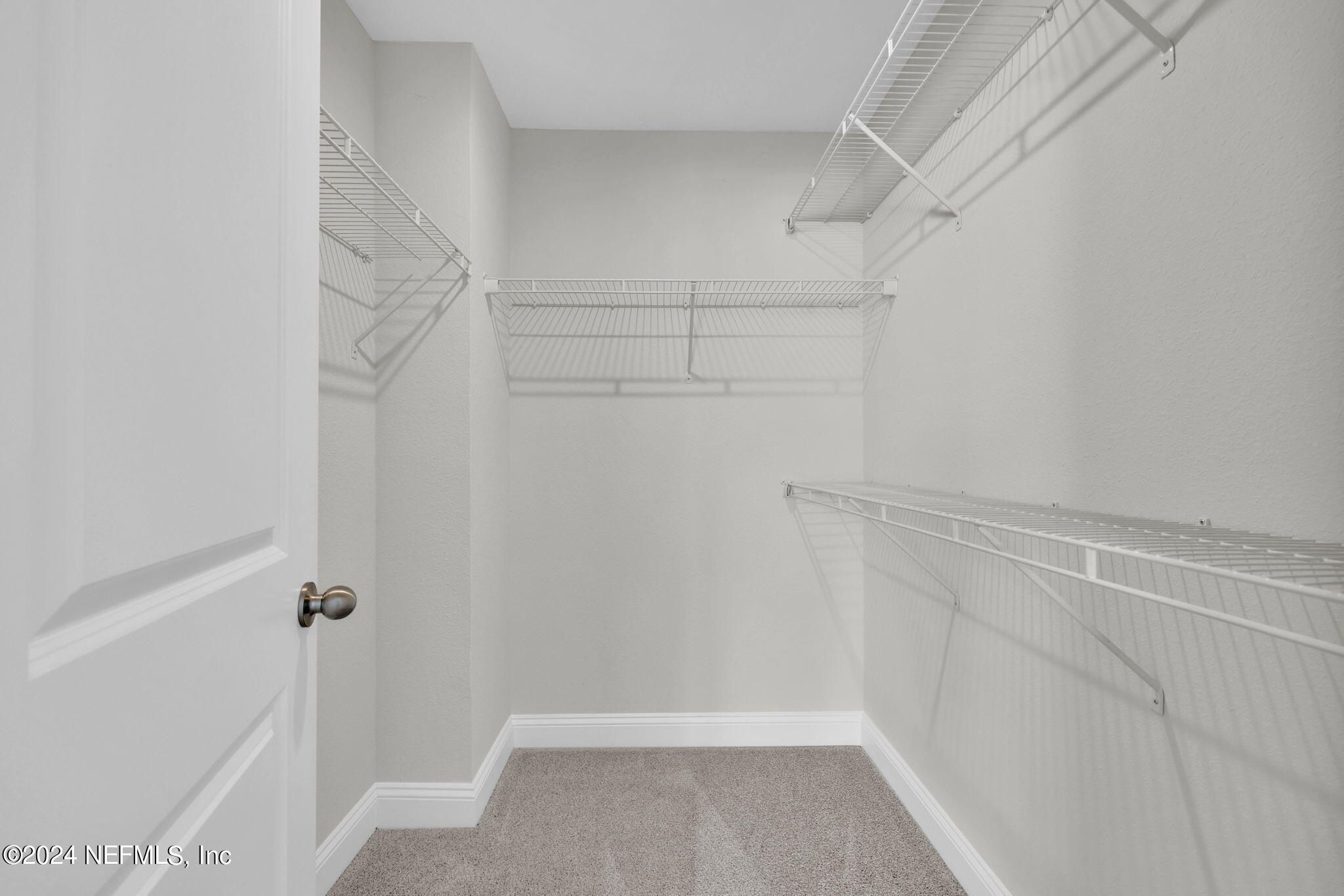 13148 HOLSINGER Boulevard