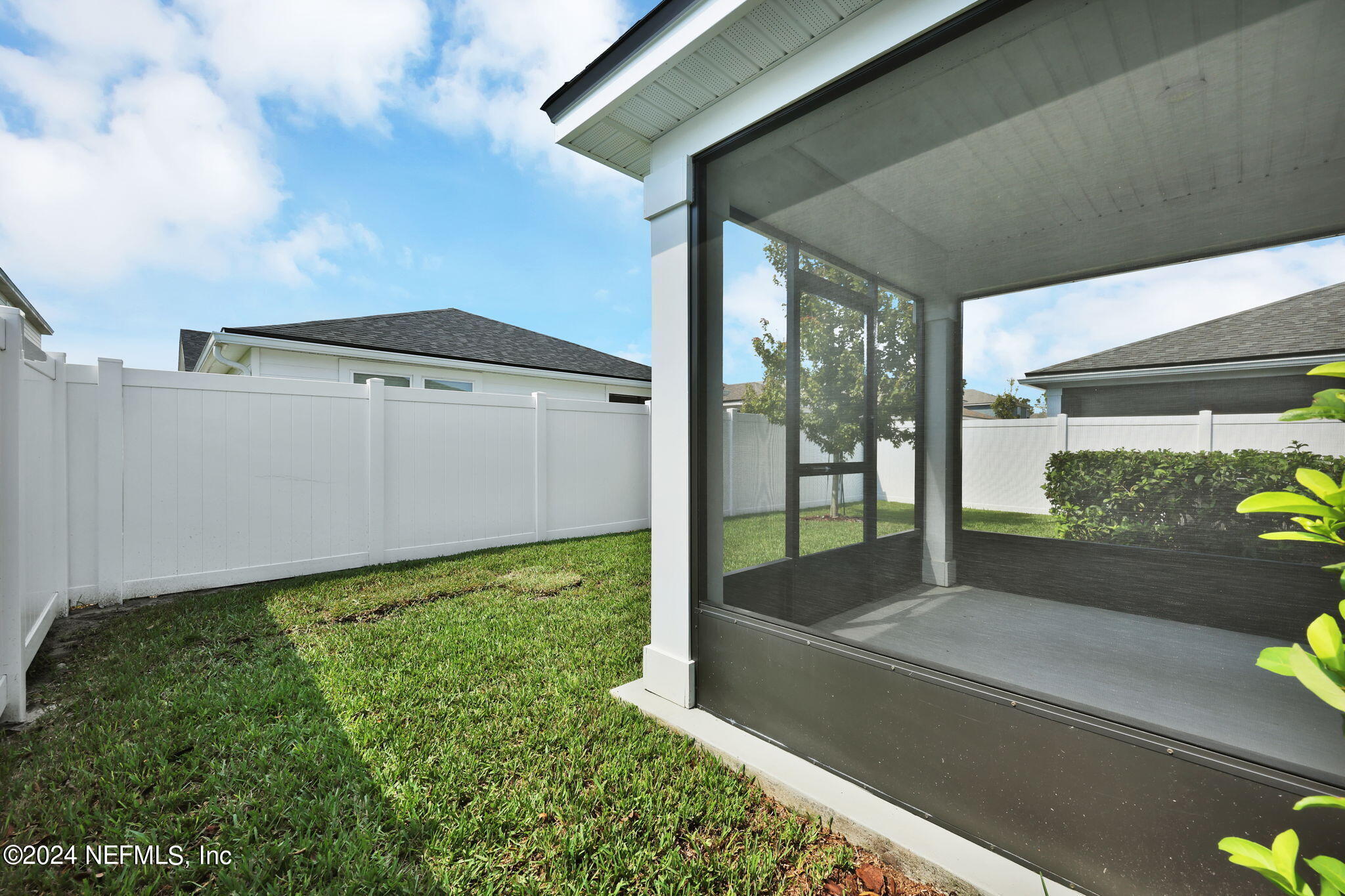 13148 HOLSINGER Boulevard