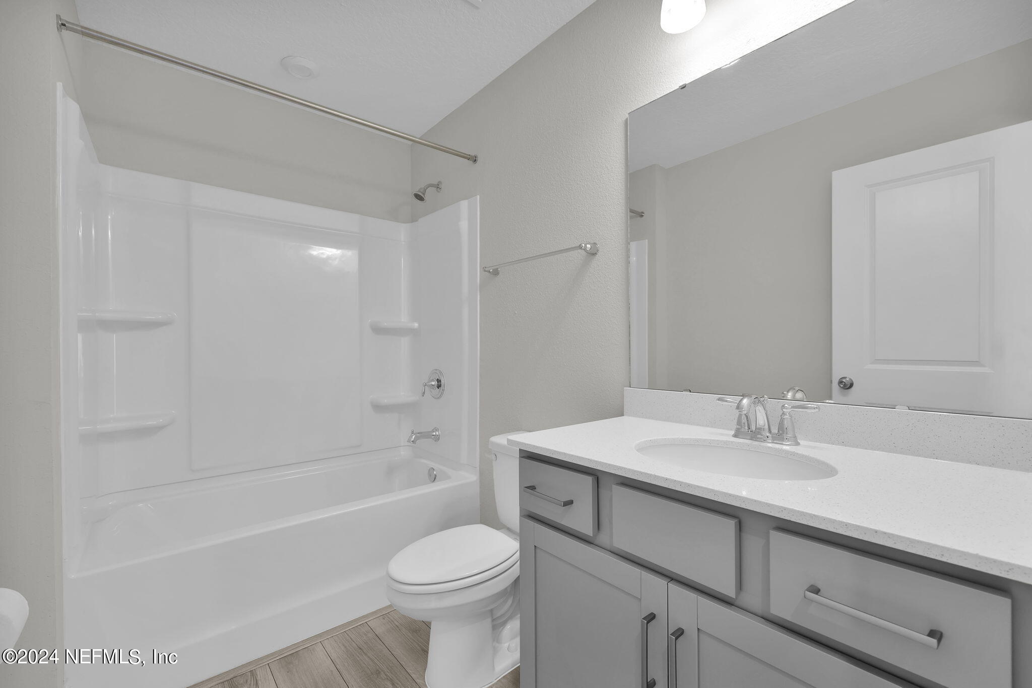 13148 HOLSINGER Boulevard