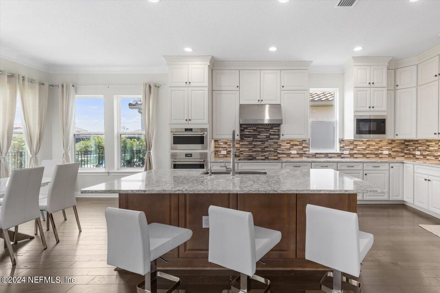 2646 CASSIA Lane