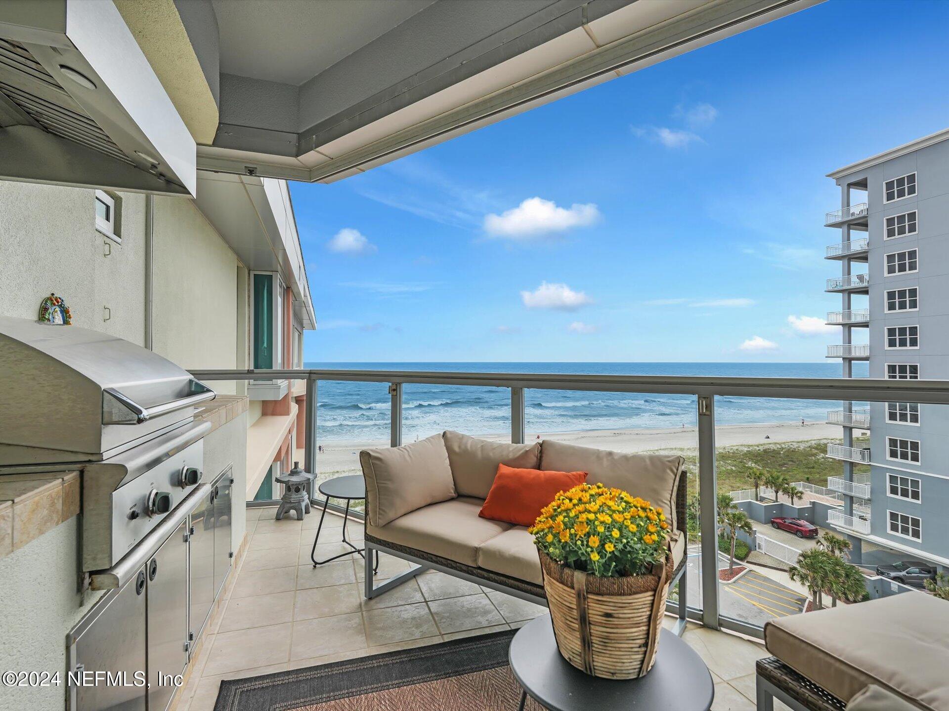 123 S 1ST Street, 701