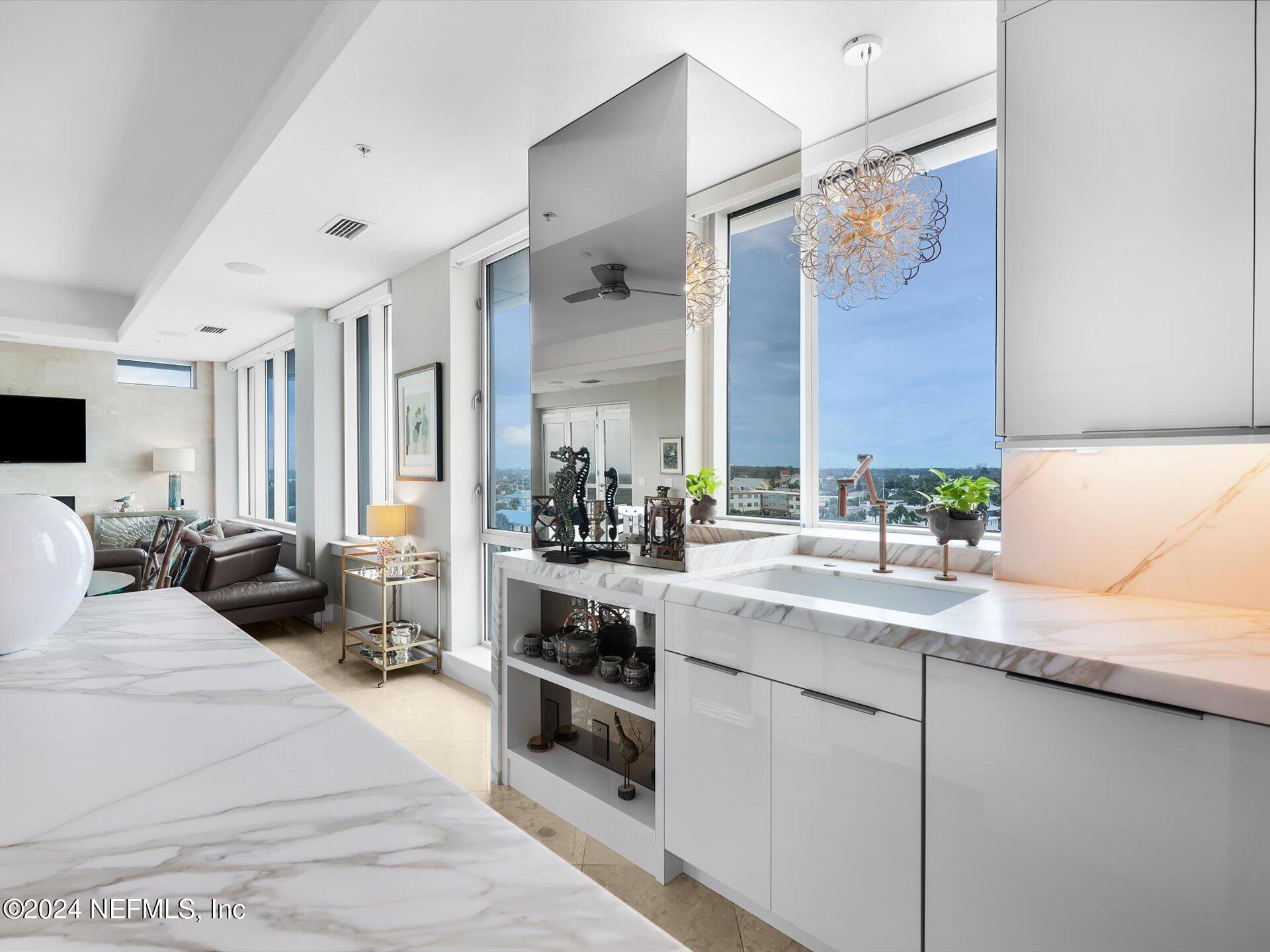 123 S 1ST Street, 701