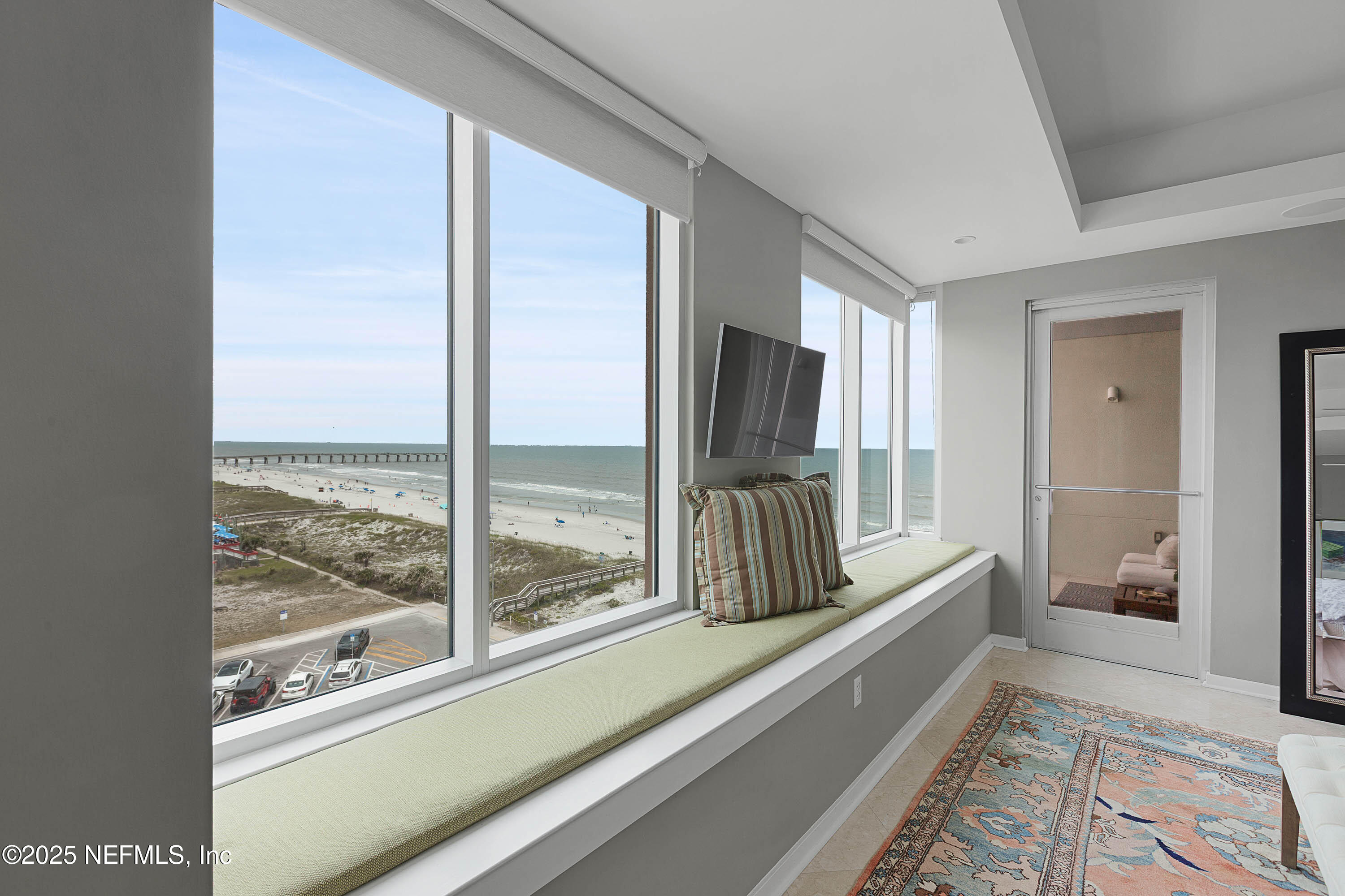 123 S 1ST Street, 701