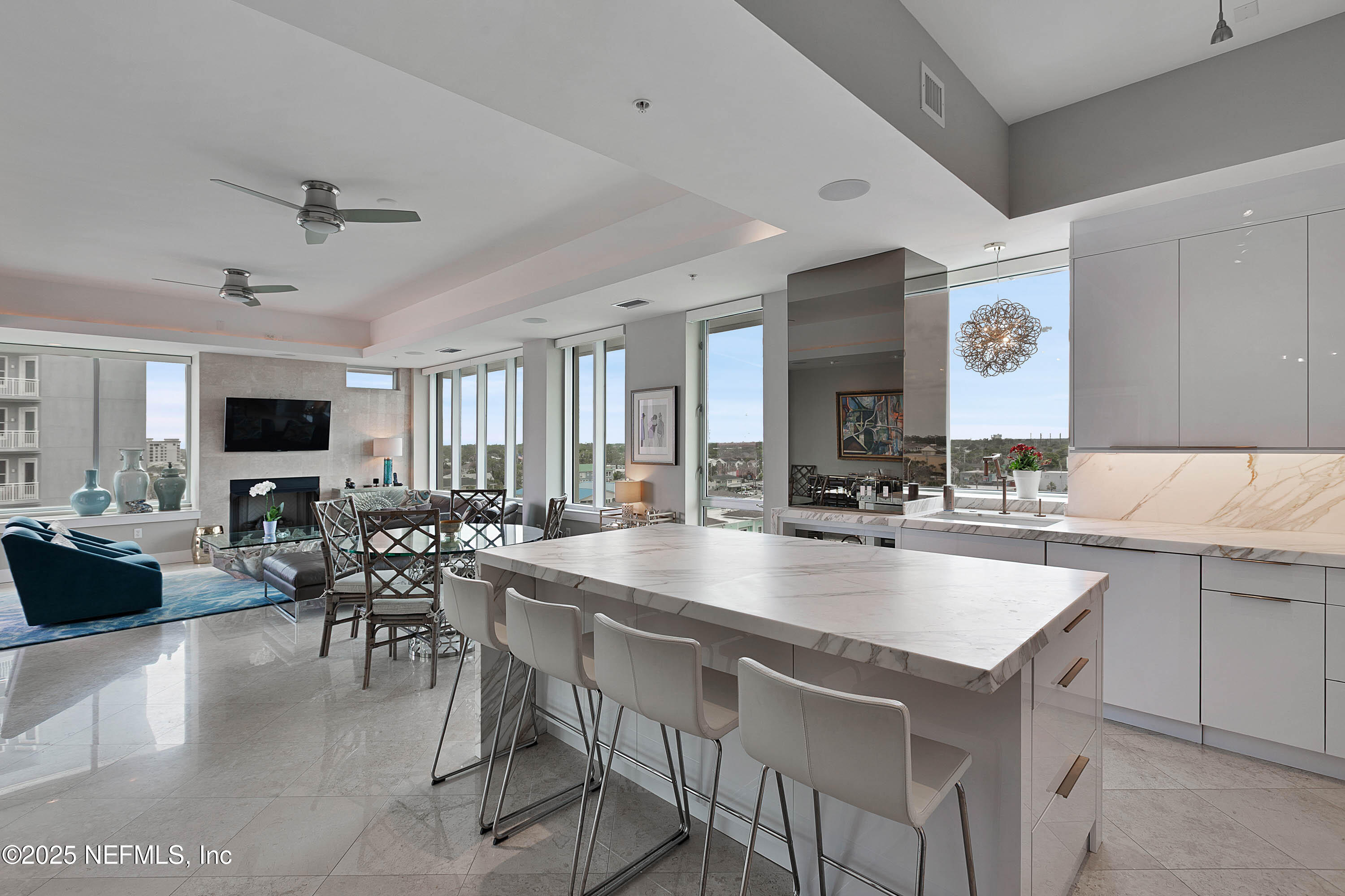 123 S 1ST Street, 701