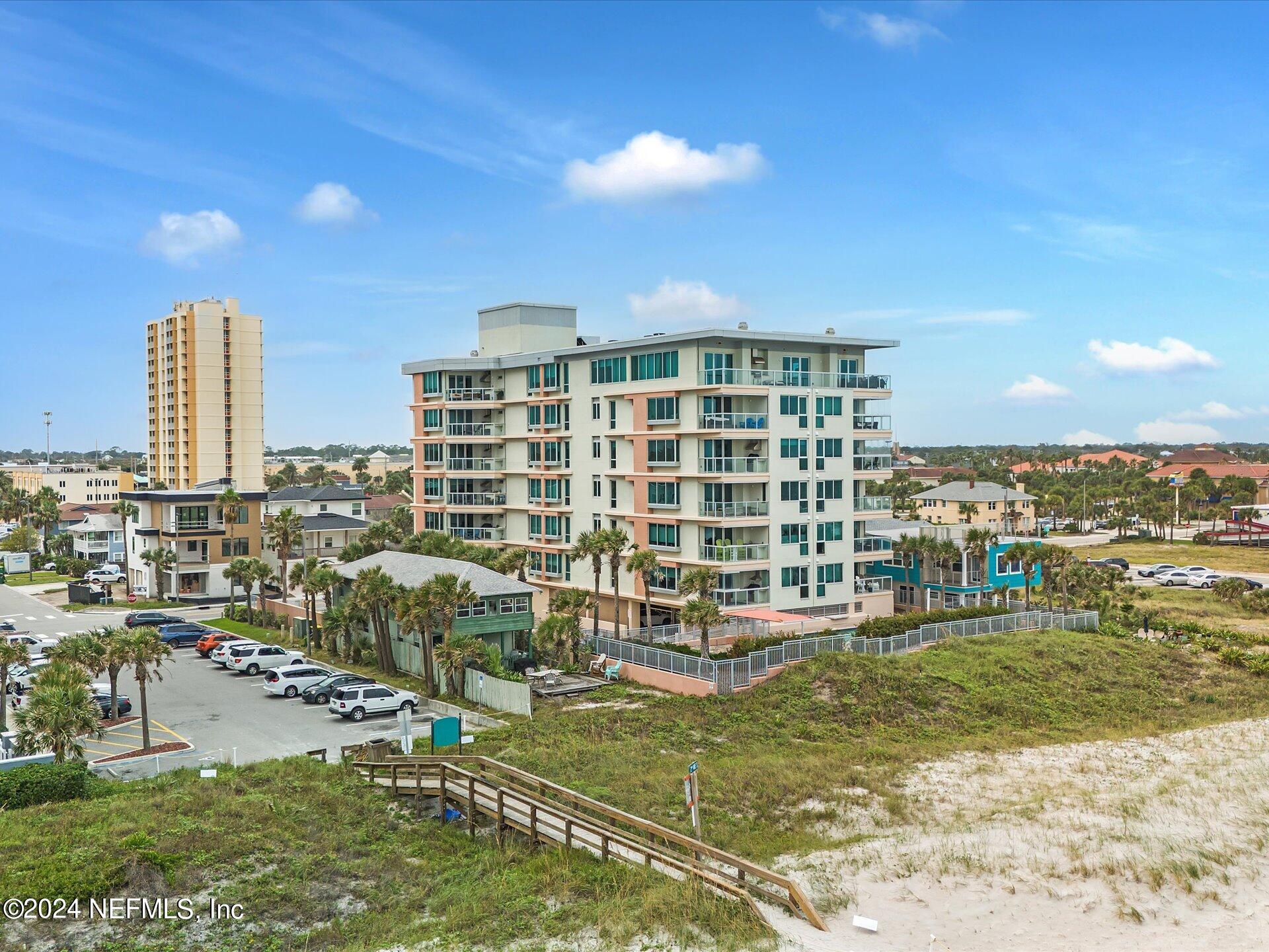 123 S 1ST Street, 701