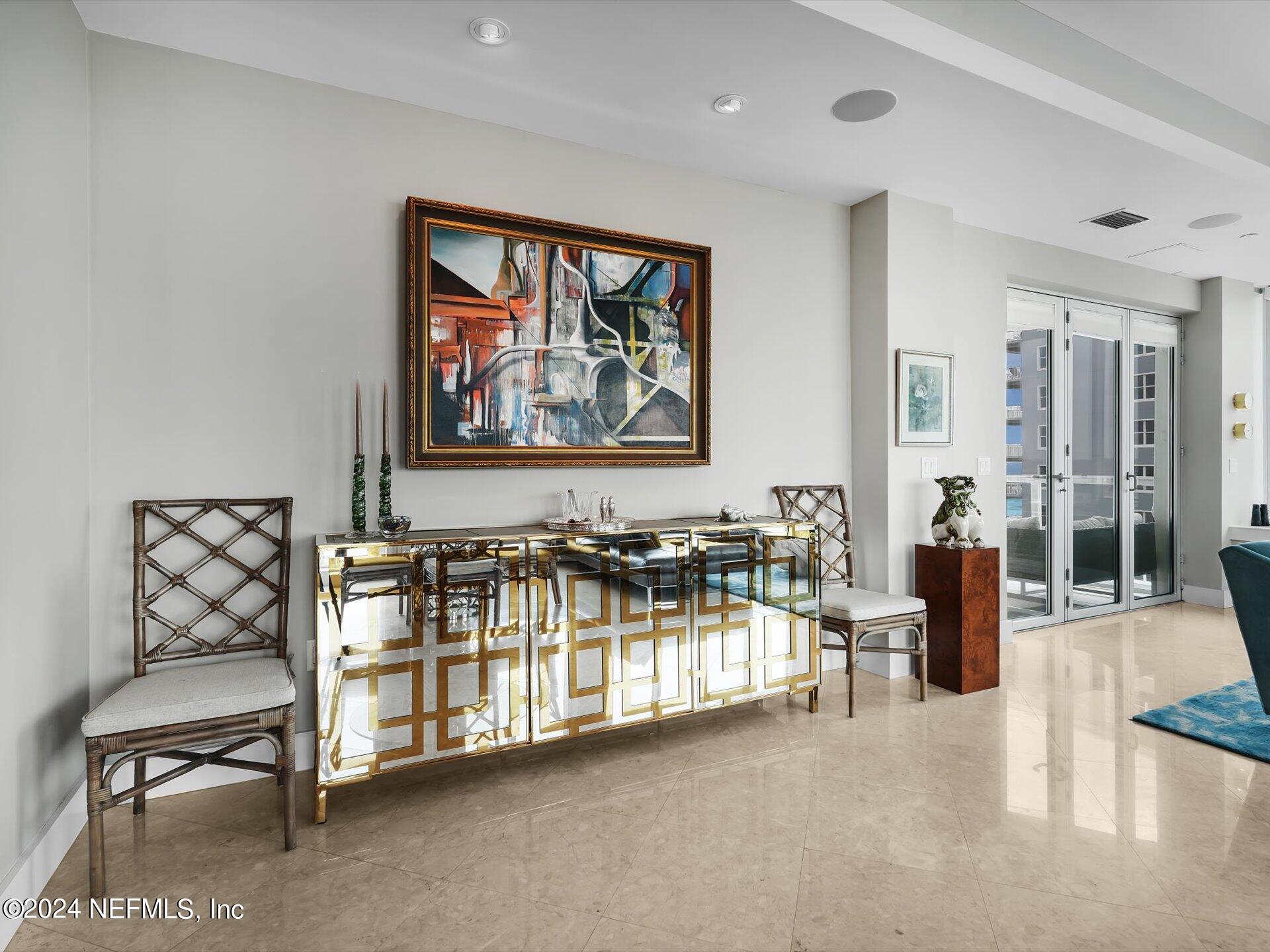 123 S 1ST Street, 701