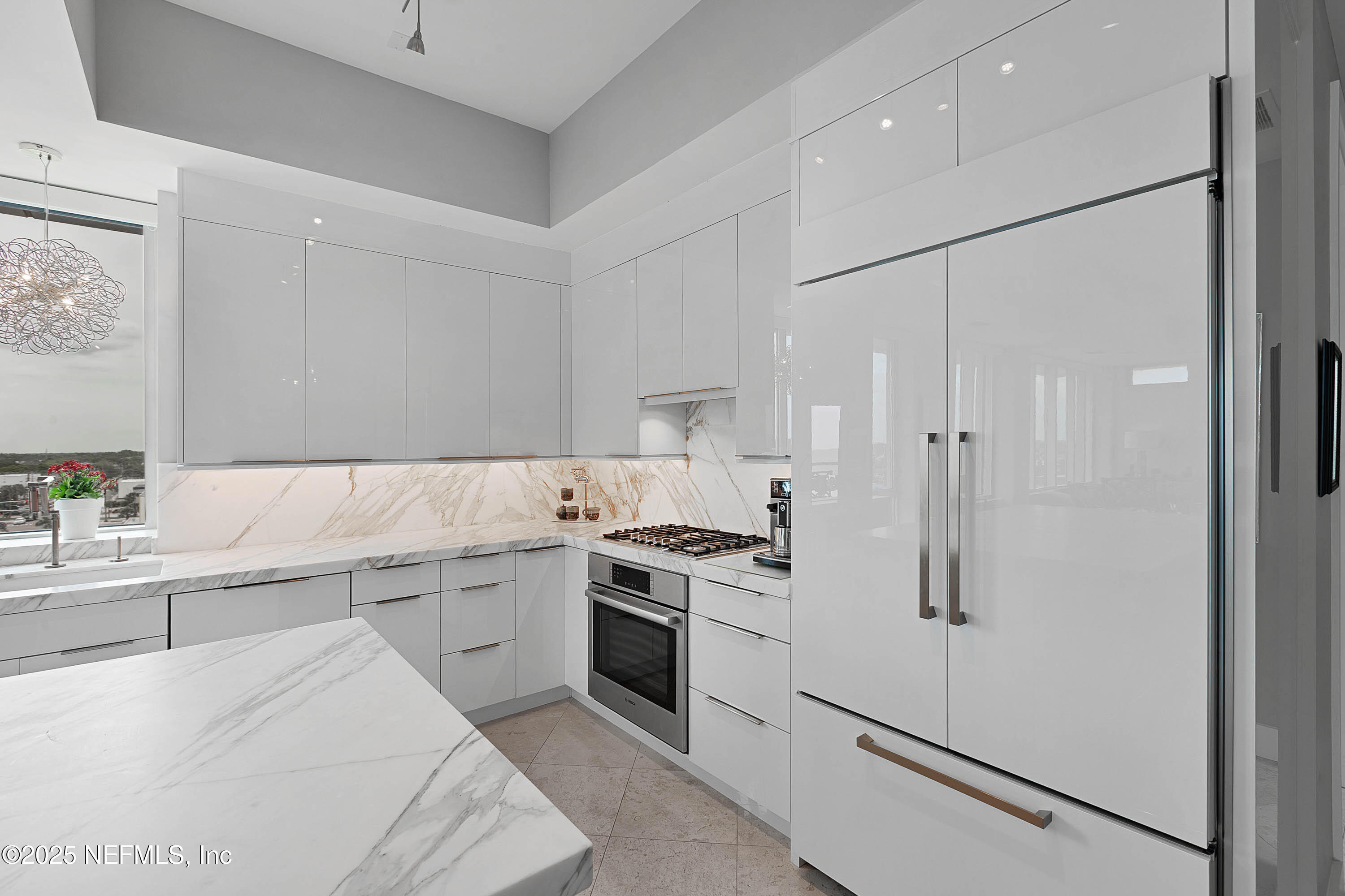 123 S 1ST Street, 701