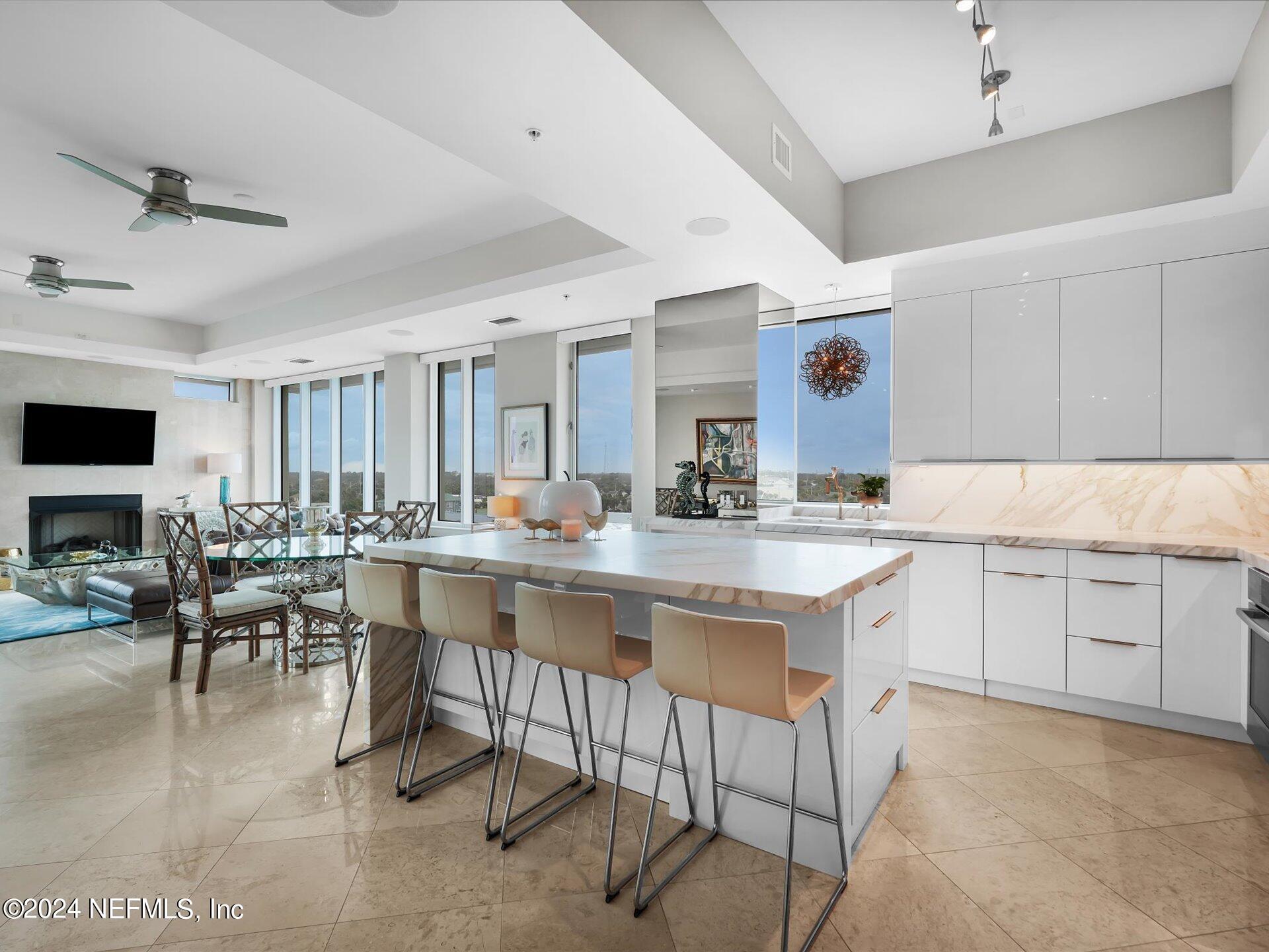 123 S 1ST Street, 701