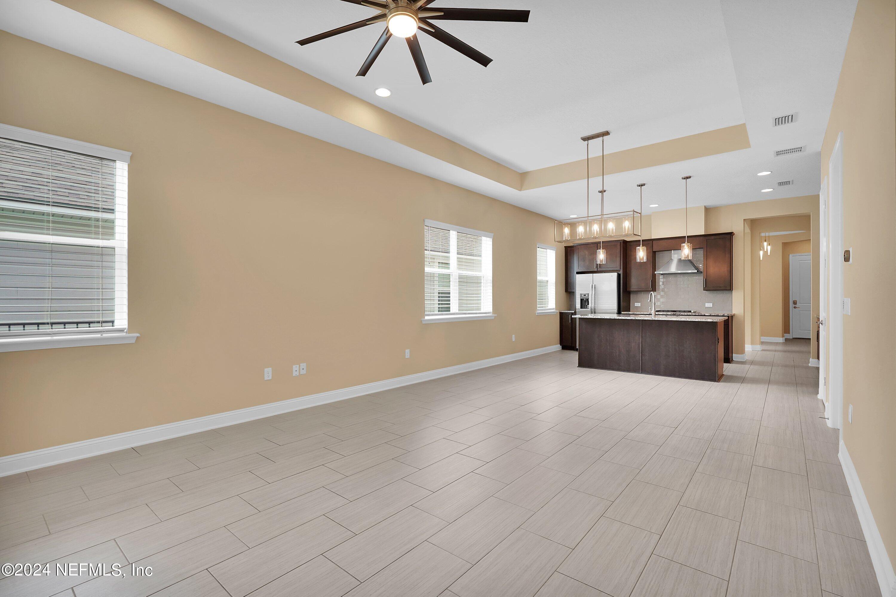 244 VISTA LAKE Circle