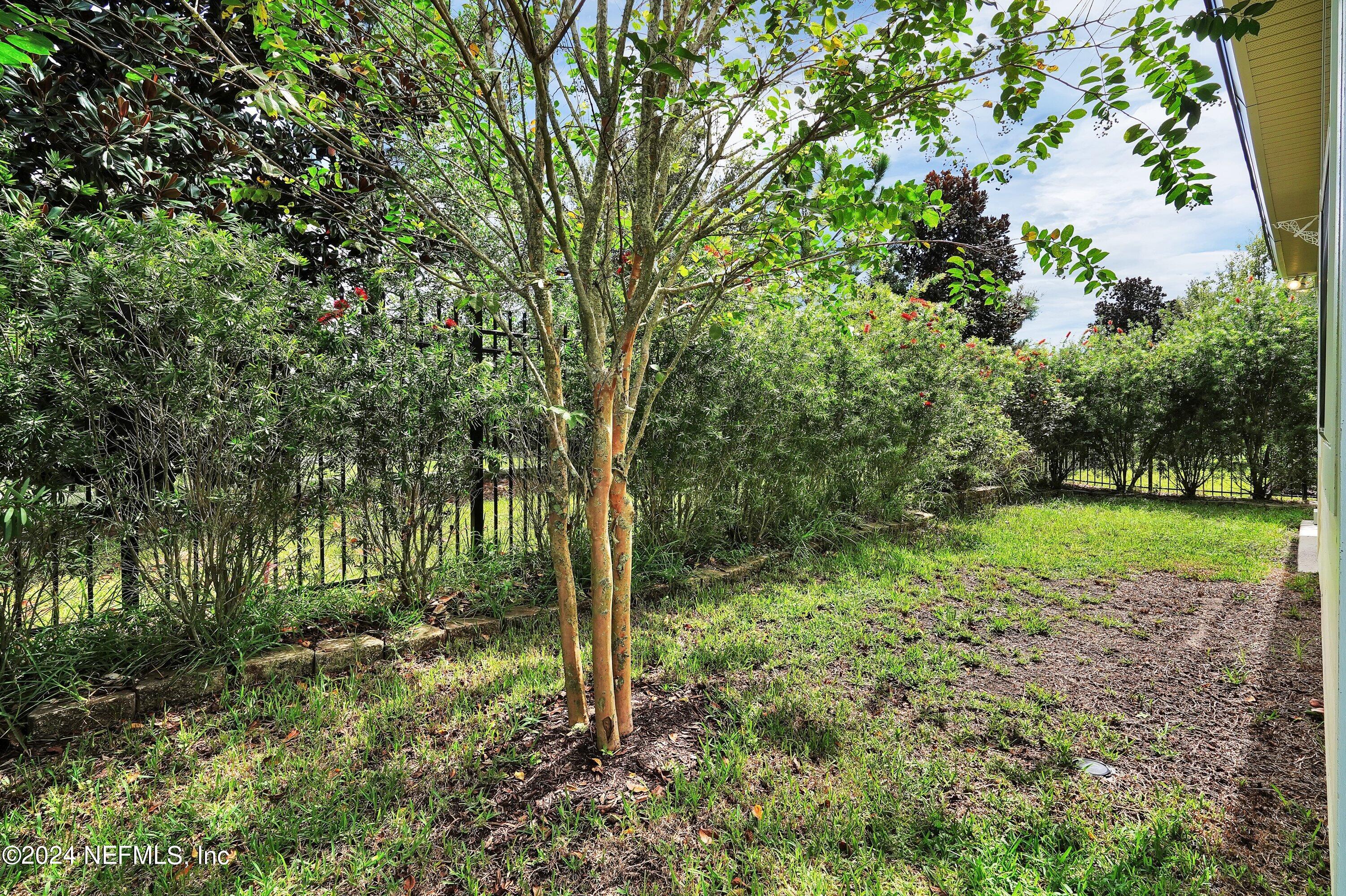 244 VISTA LAKE Circle