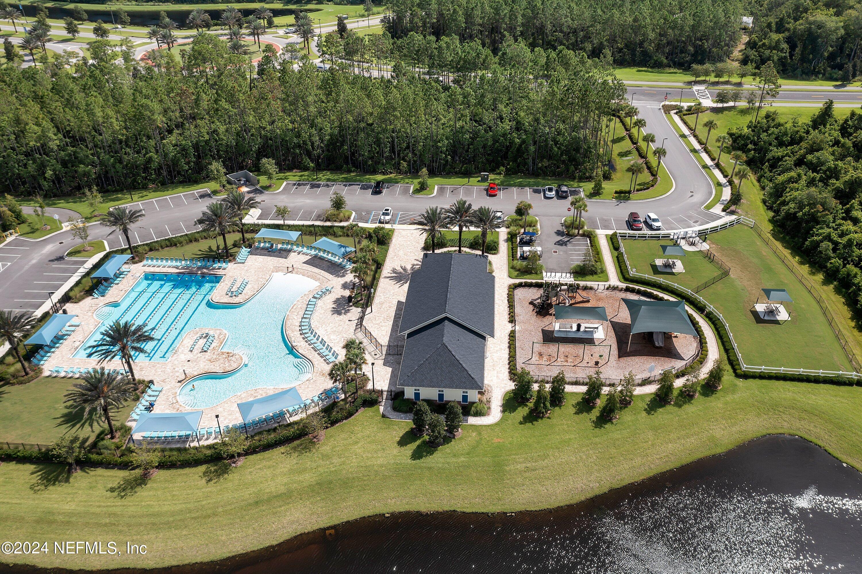 244 VISTA LAKE Circle