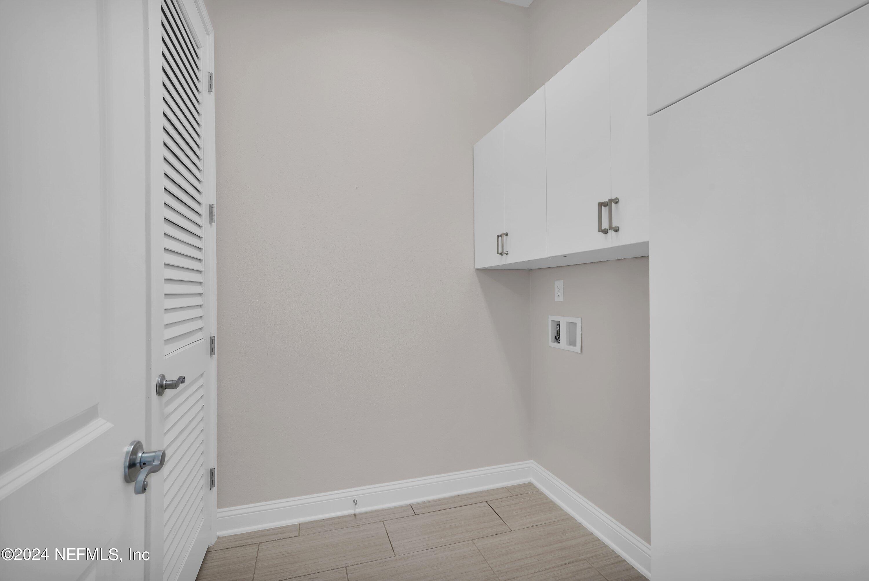 244 VISTA LAKE Circle