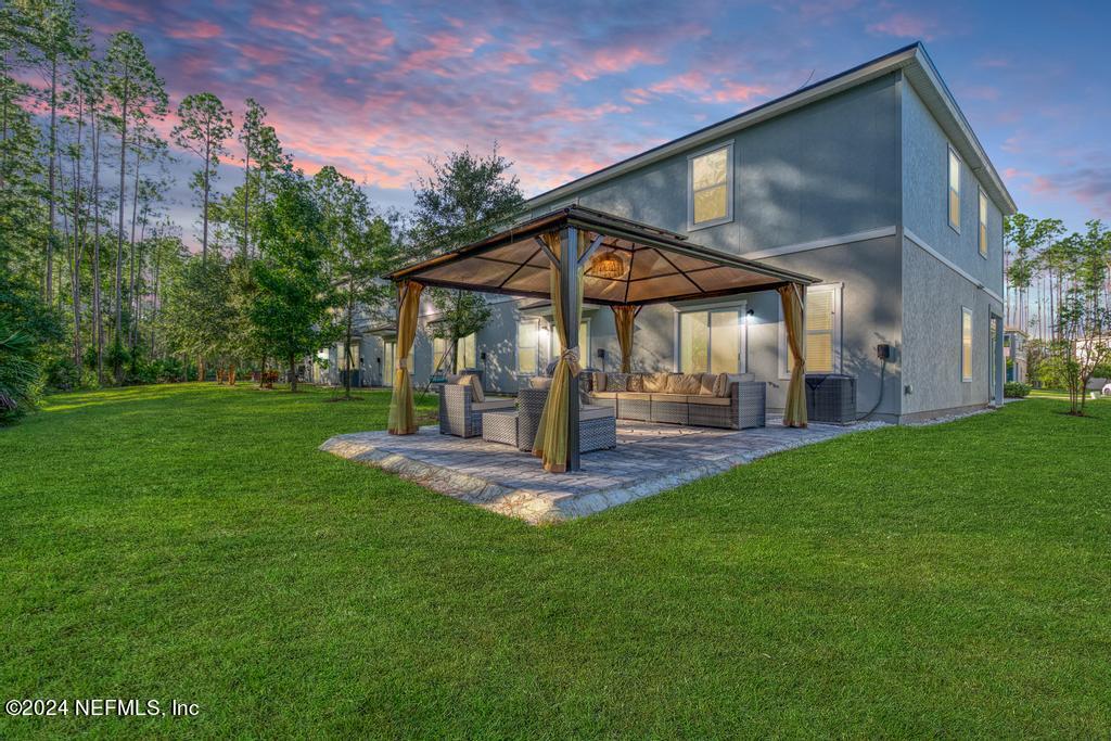 166 SCOTCH PEBBLE Drive