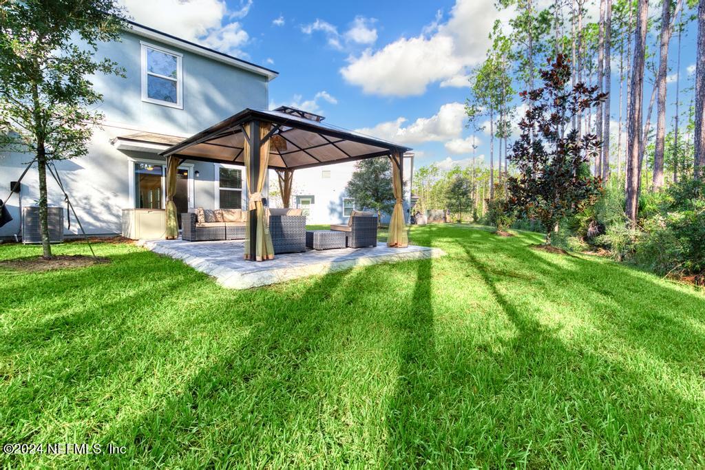 166 SCOTCH PEBBLE Drive