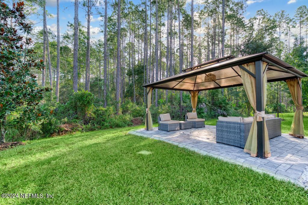 166 SCOTCH PEBBLE Drive