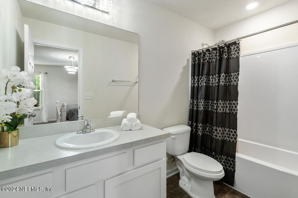166 SCOTCH PEBBLE Drive