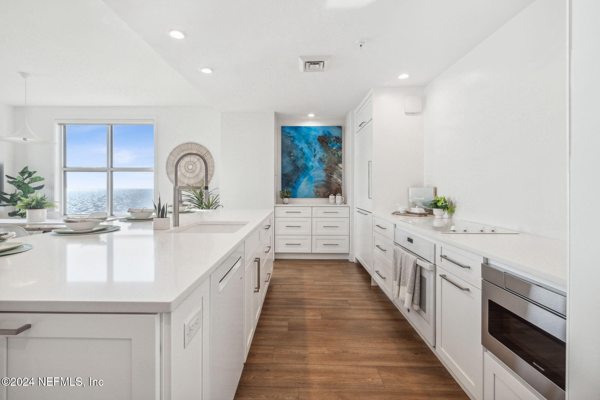 1415 1ST Street N, 1005