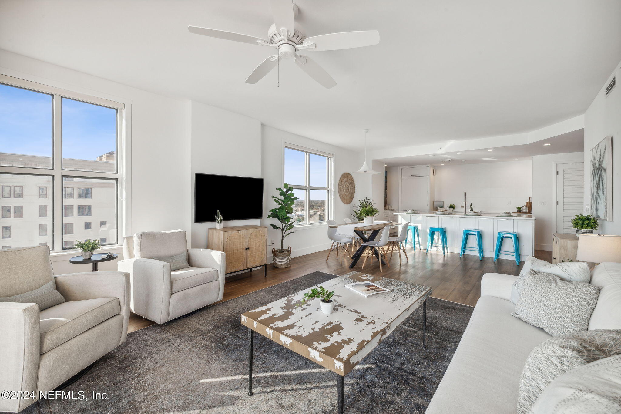 1415 1ST Street N, 1005