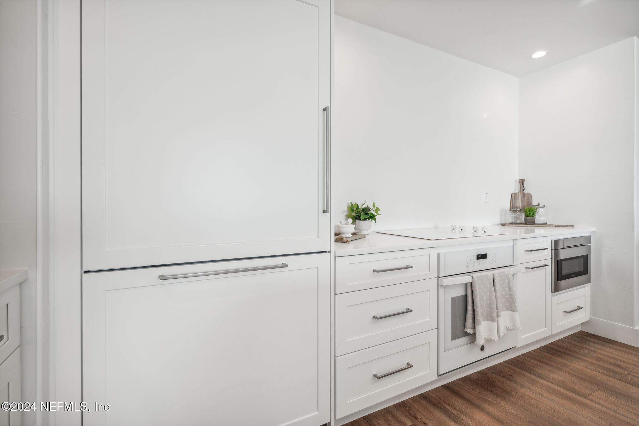 1415 1ST Street N, 1005