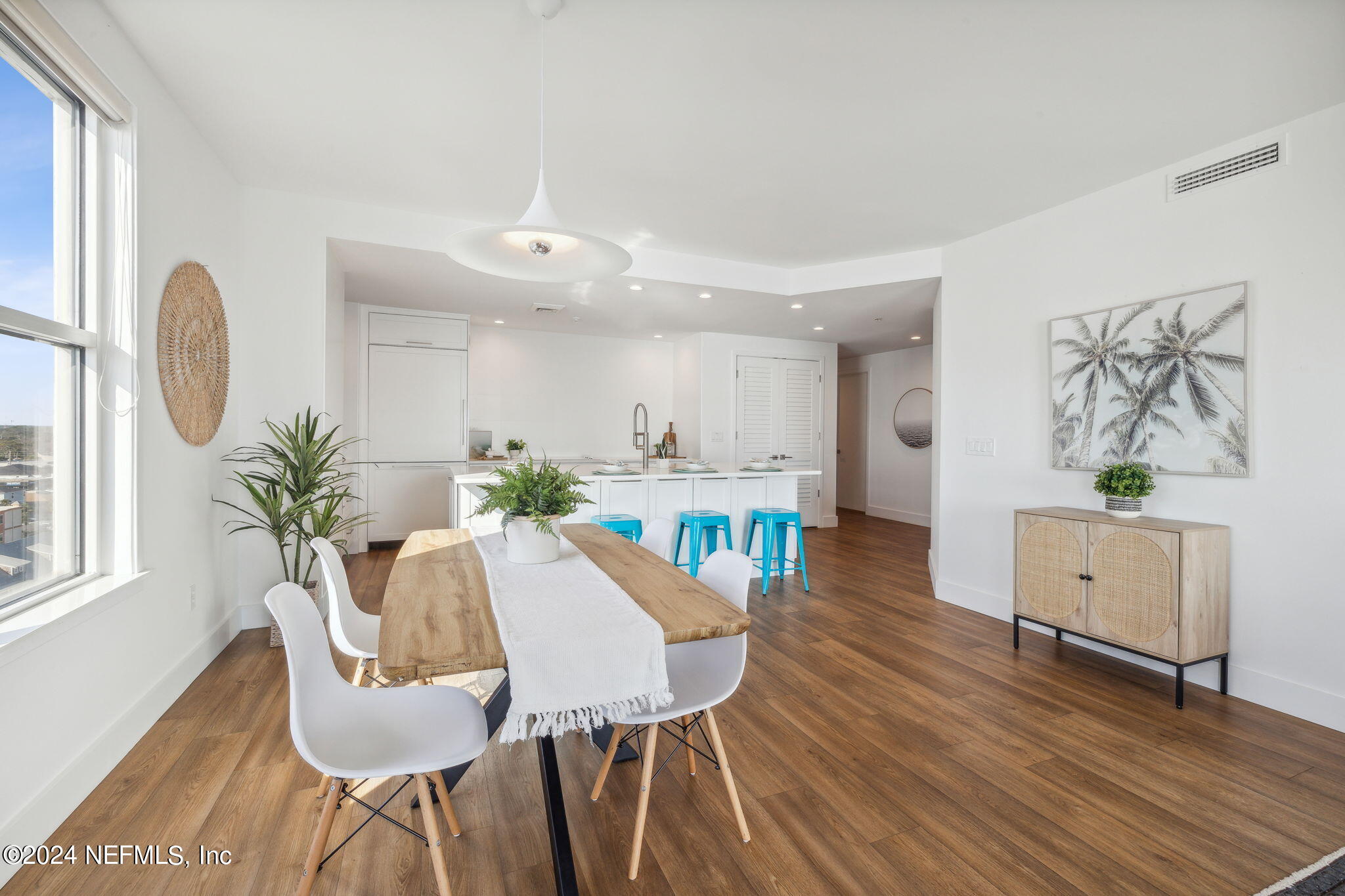 1415 1ST Street N, 1005
