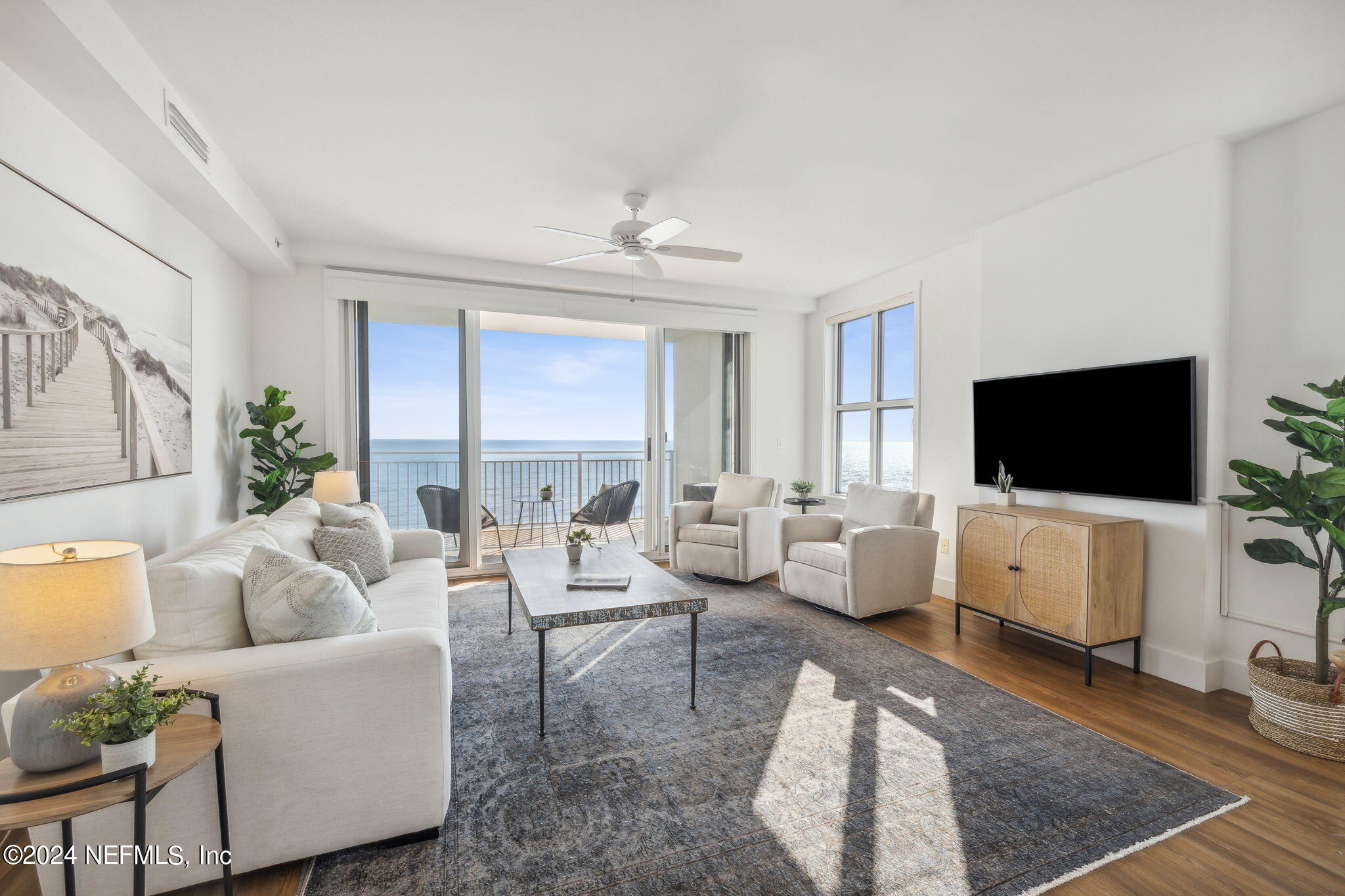 1415 1ST Street N, 1005